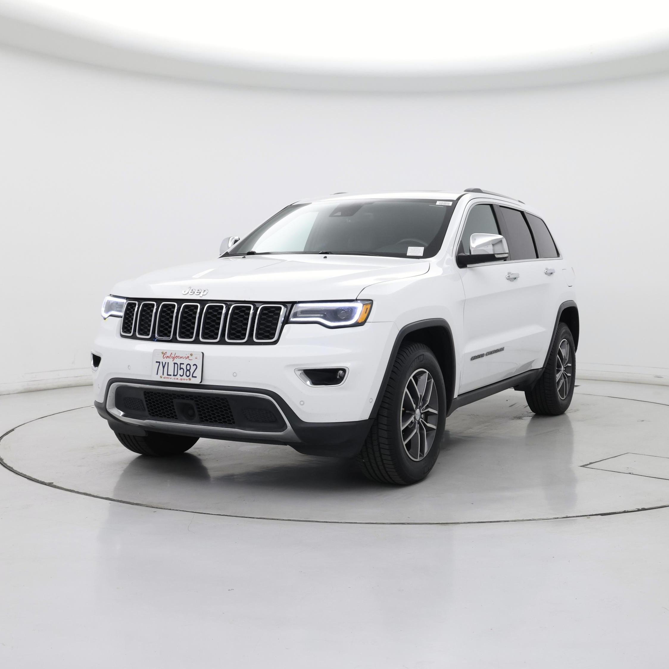 Thumbnail: 2017 Jeep Grand Cherokee - 4