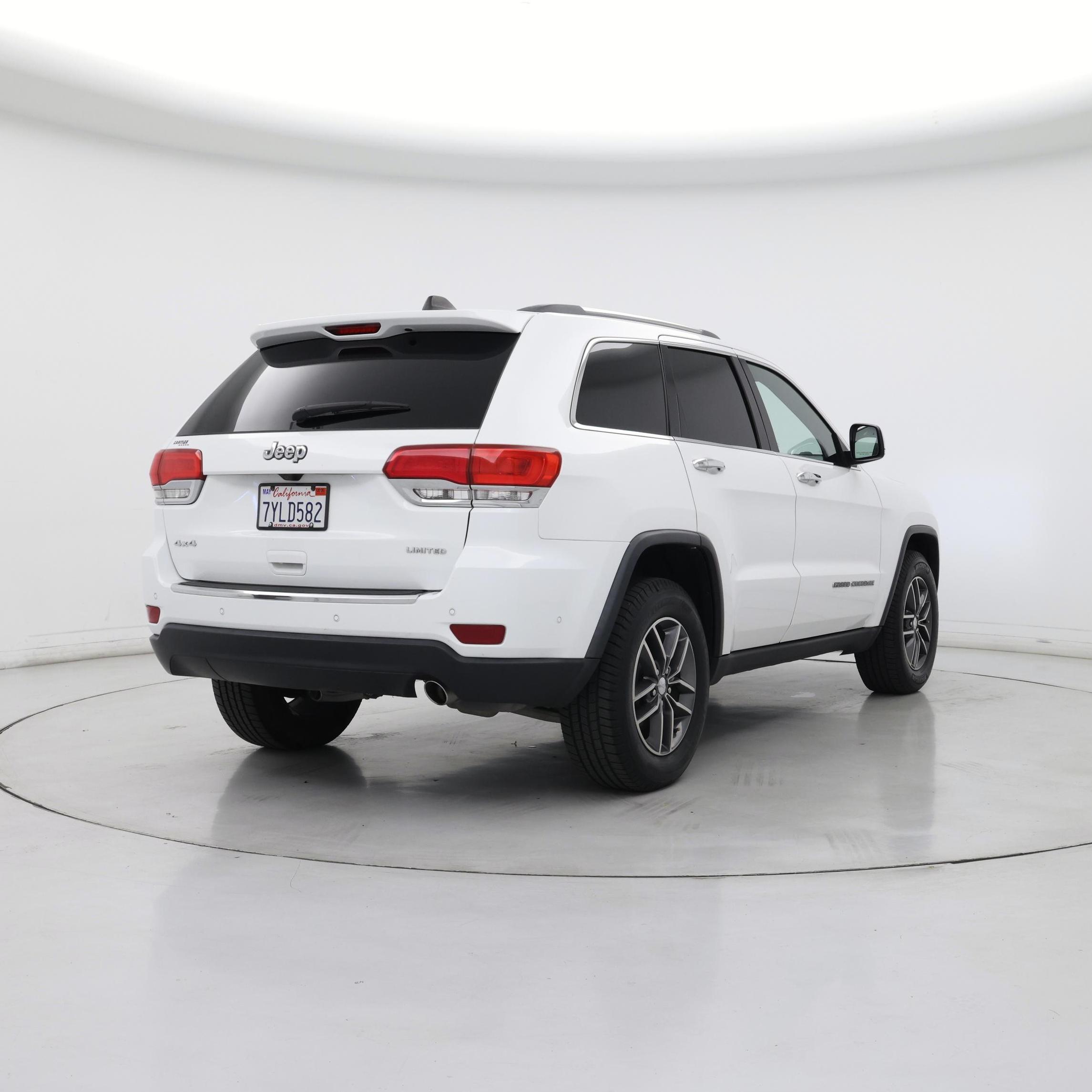Thumbnail: 2017 Jeep Grand Cherokee - 8