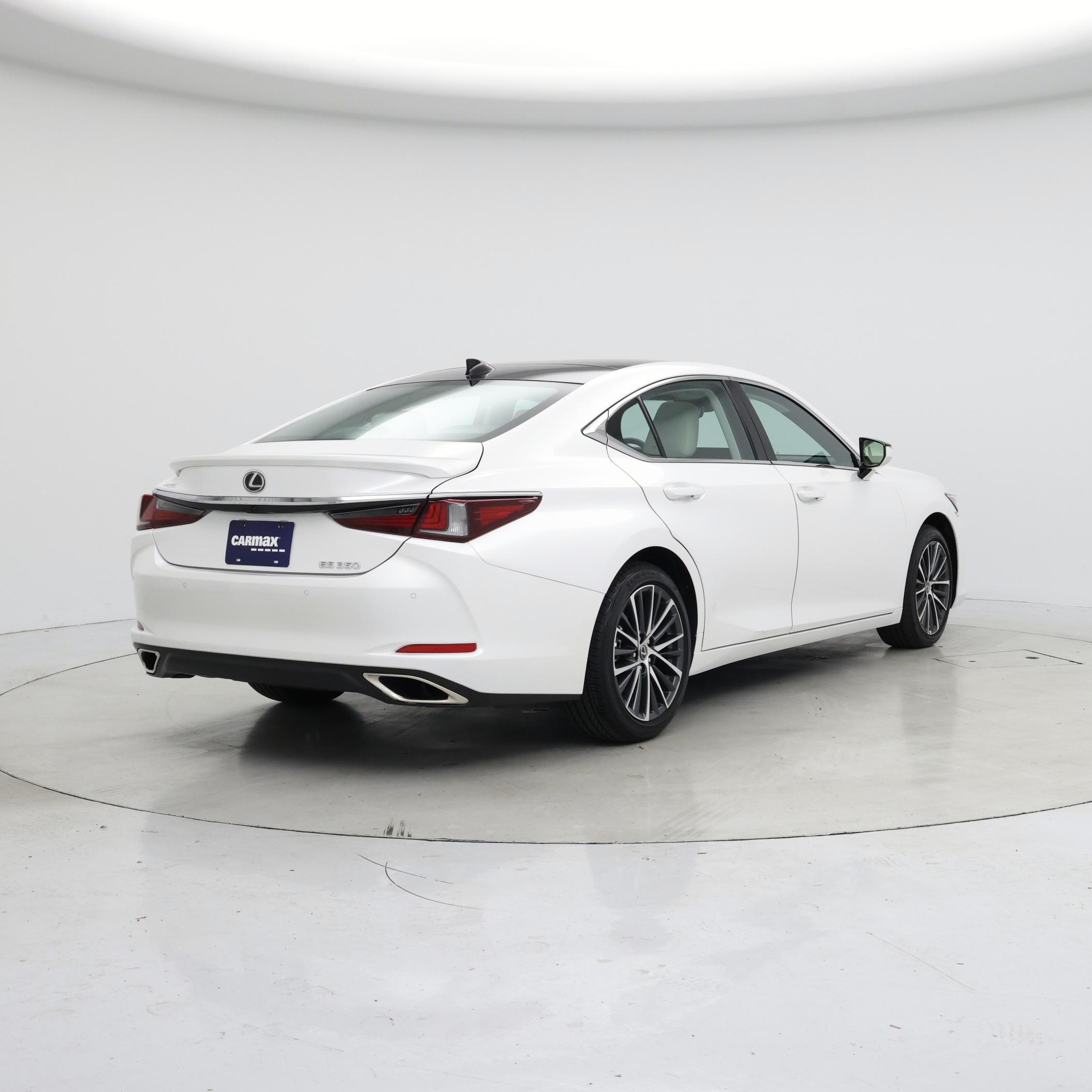 Thumbnail: 2025 Lexus ES - 8