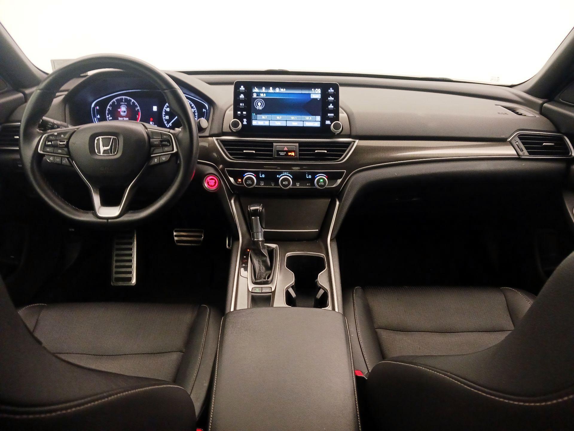 Thumbnail: 2019 Honda Accord - 9