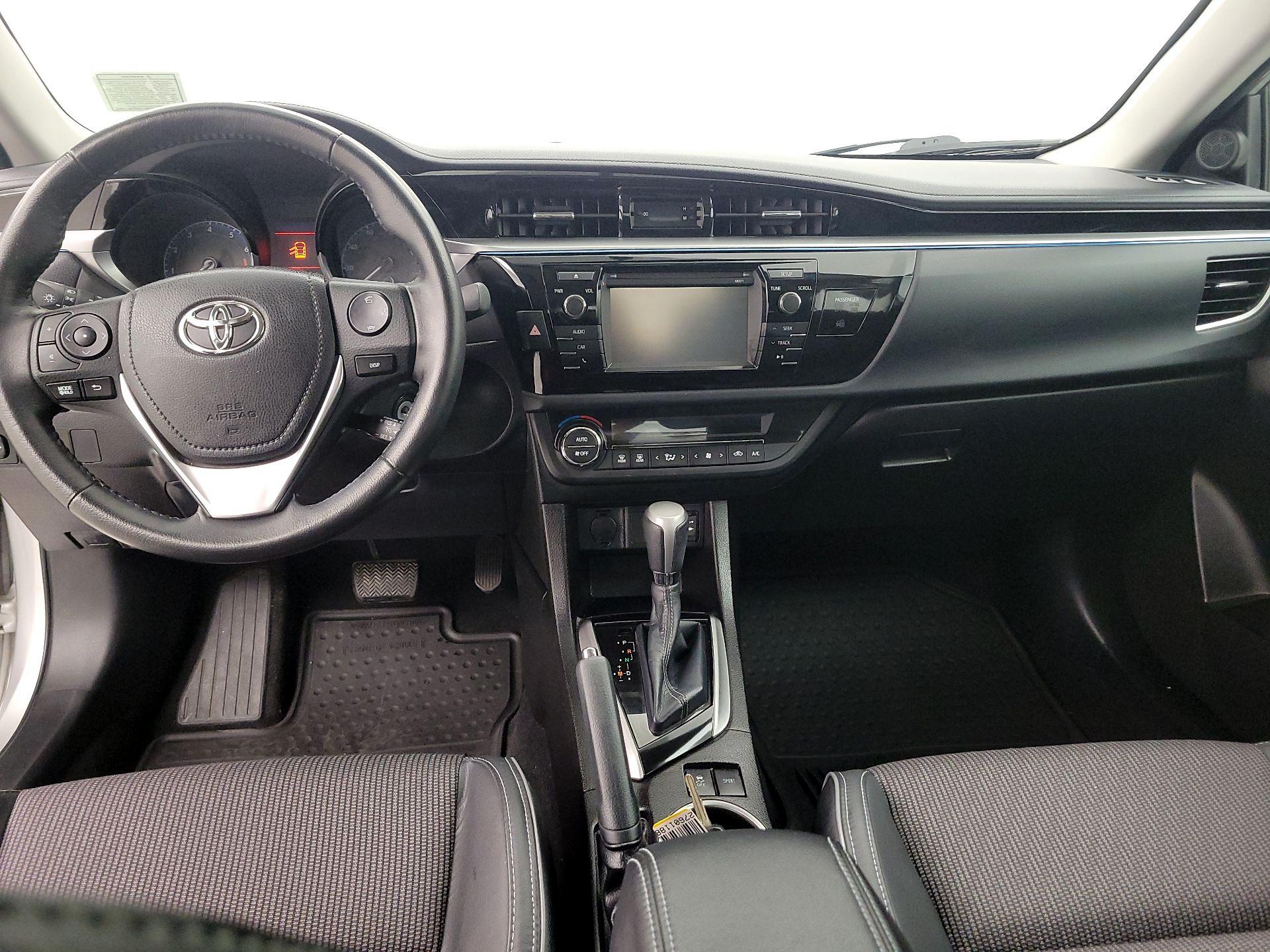 Thumbnail: 2016 Toyota Corolla - 9