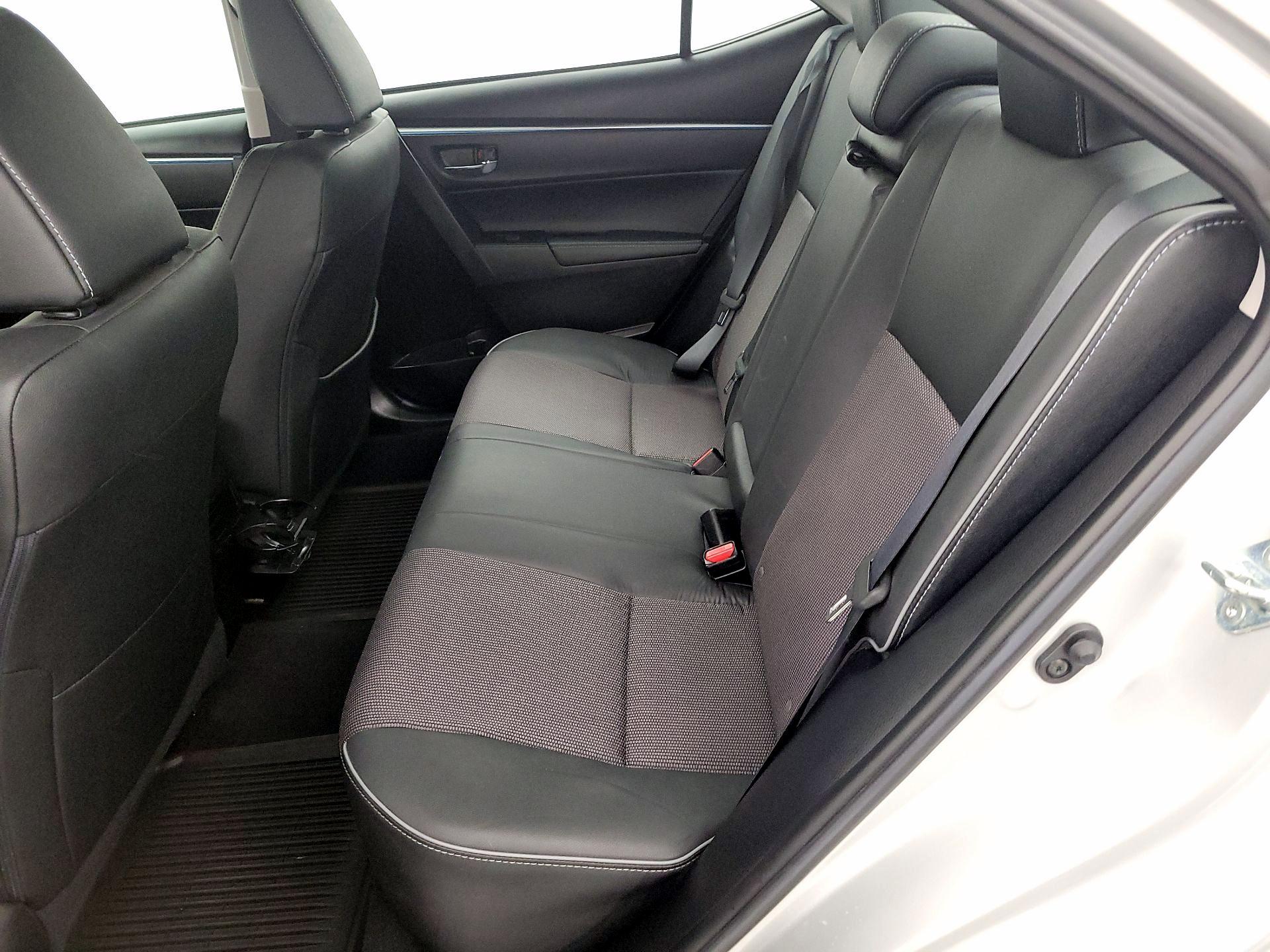 Thumbnail: 2016 Toyota Corolla - 18