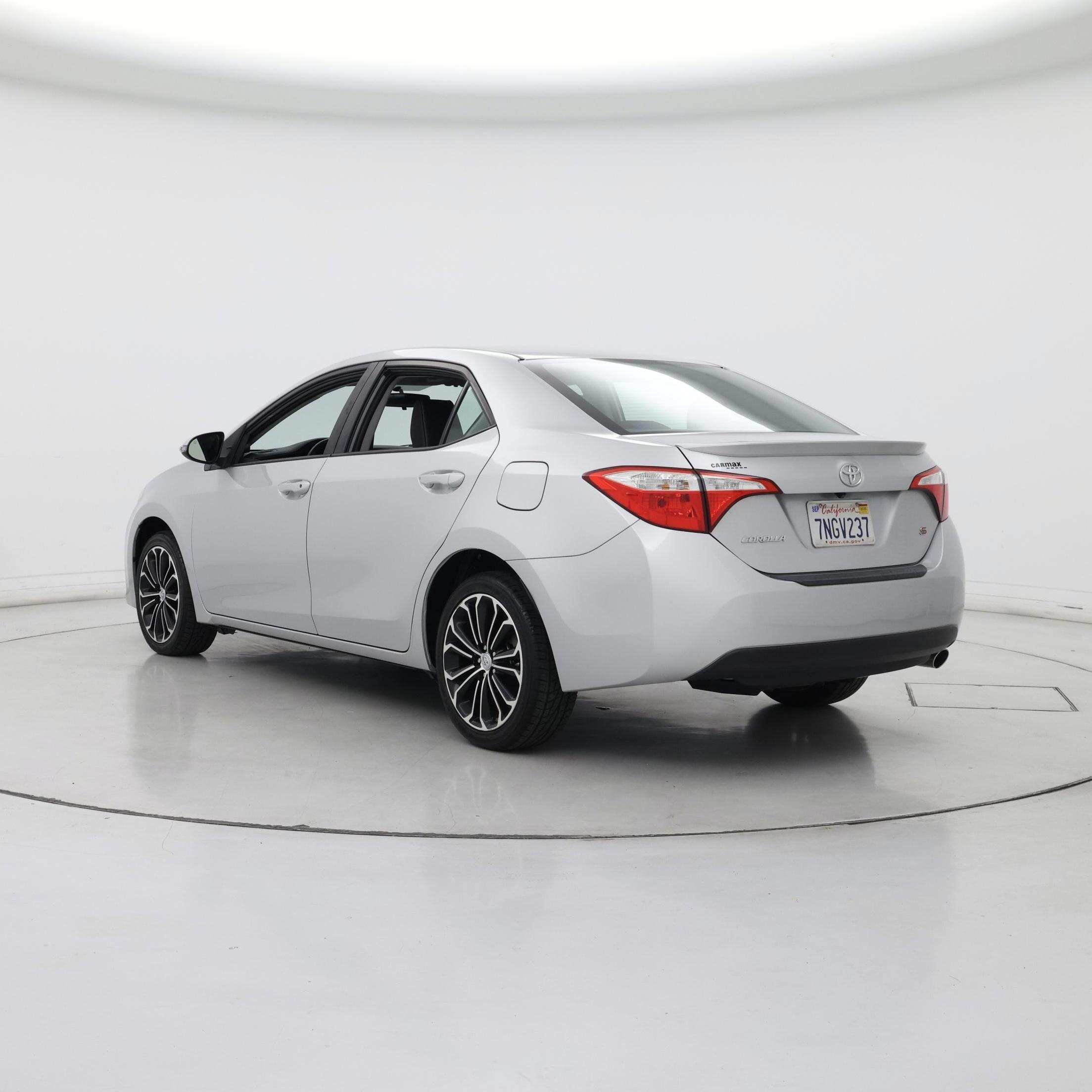 Thumbnail: 2016 Toyota Corolla - 2