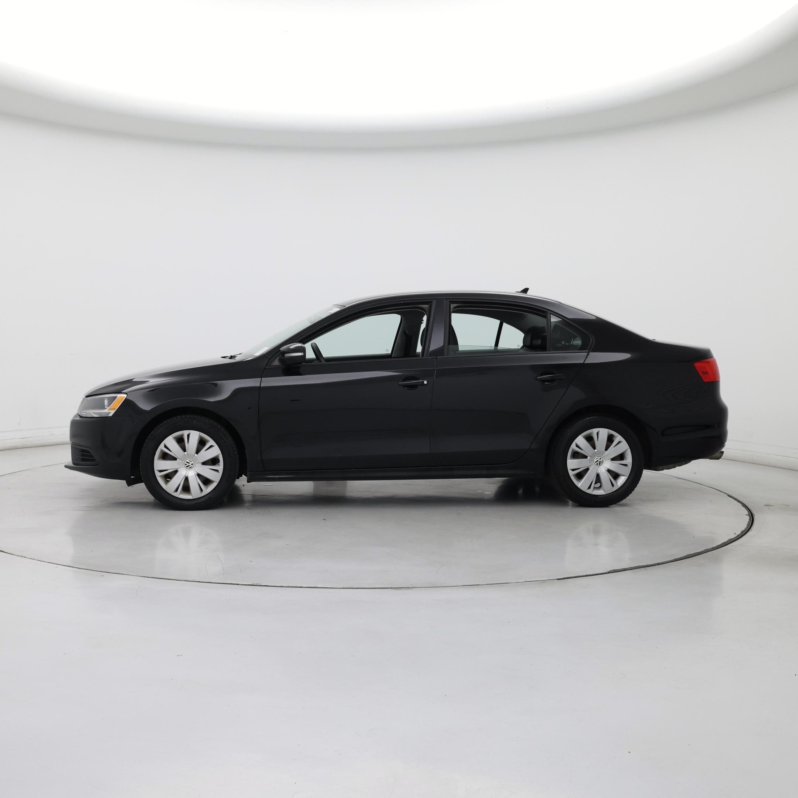 Thumbnail: 2014 Volkswagen Jetta - 3