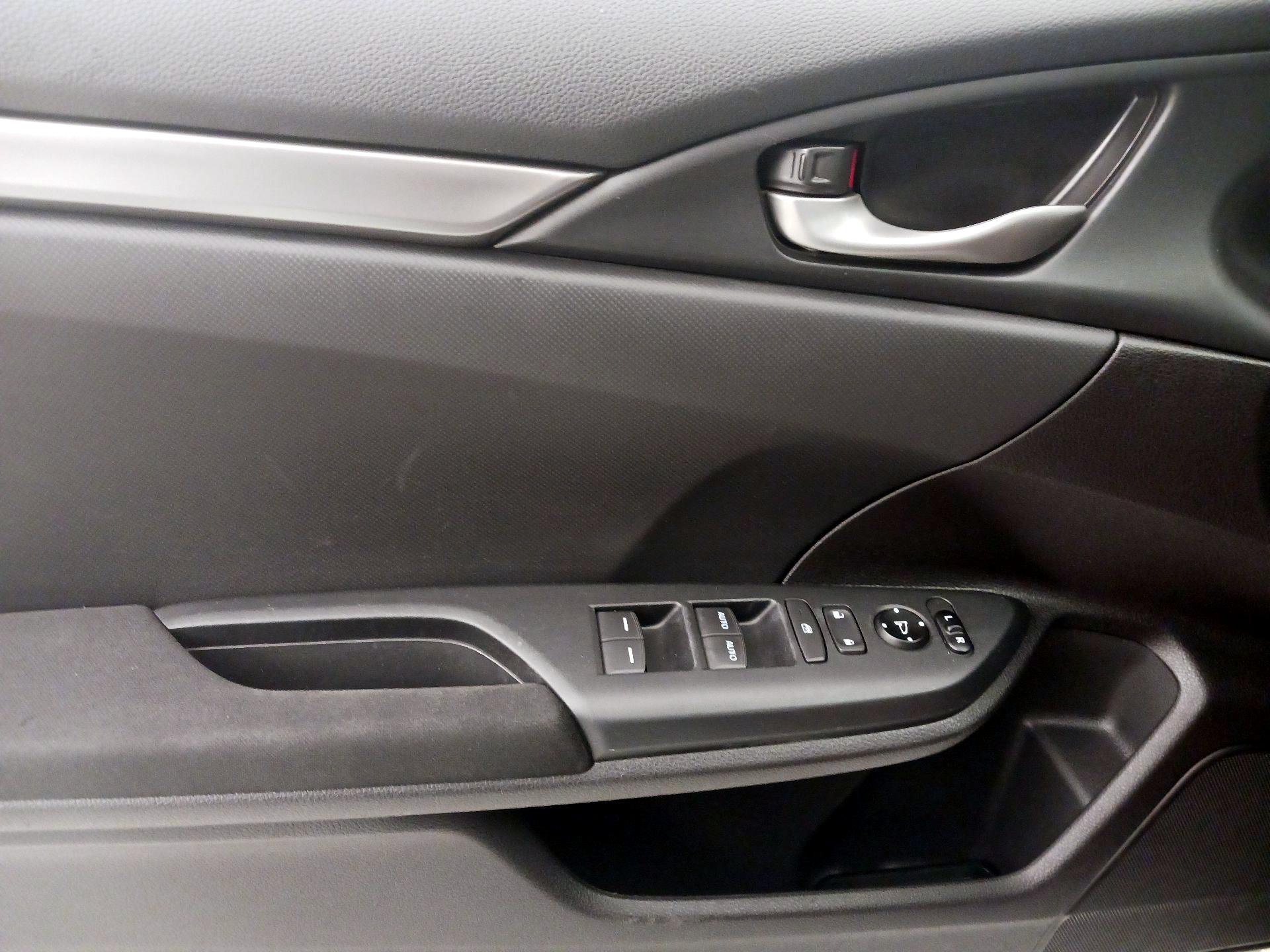 Thumbnail: 2019 Honda Civic - 12
