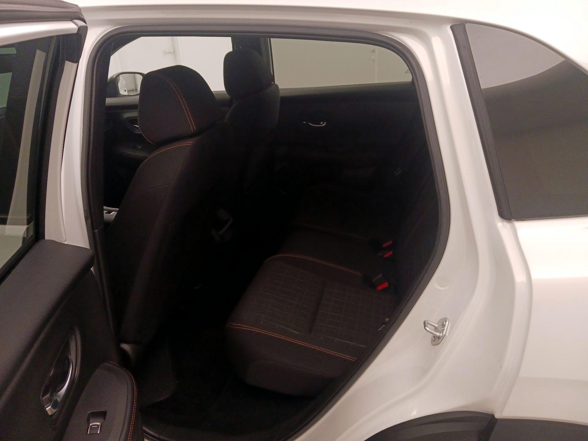 Thumbnail: 2023 Honda HR-V - 19