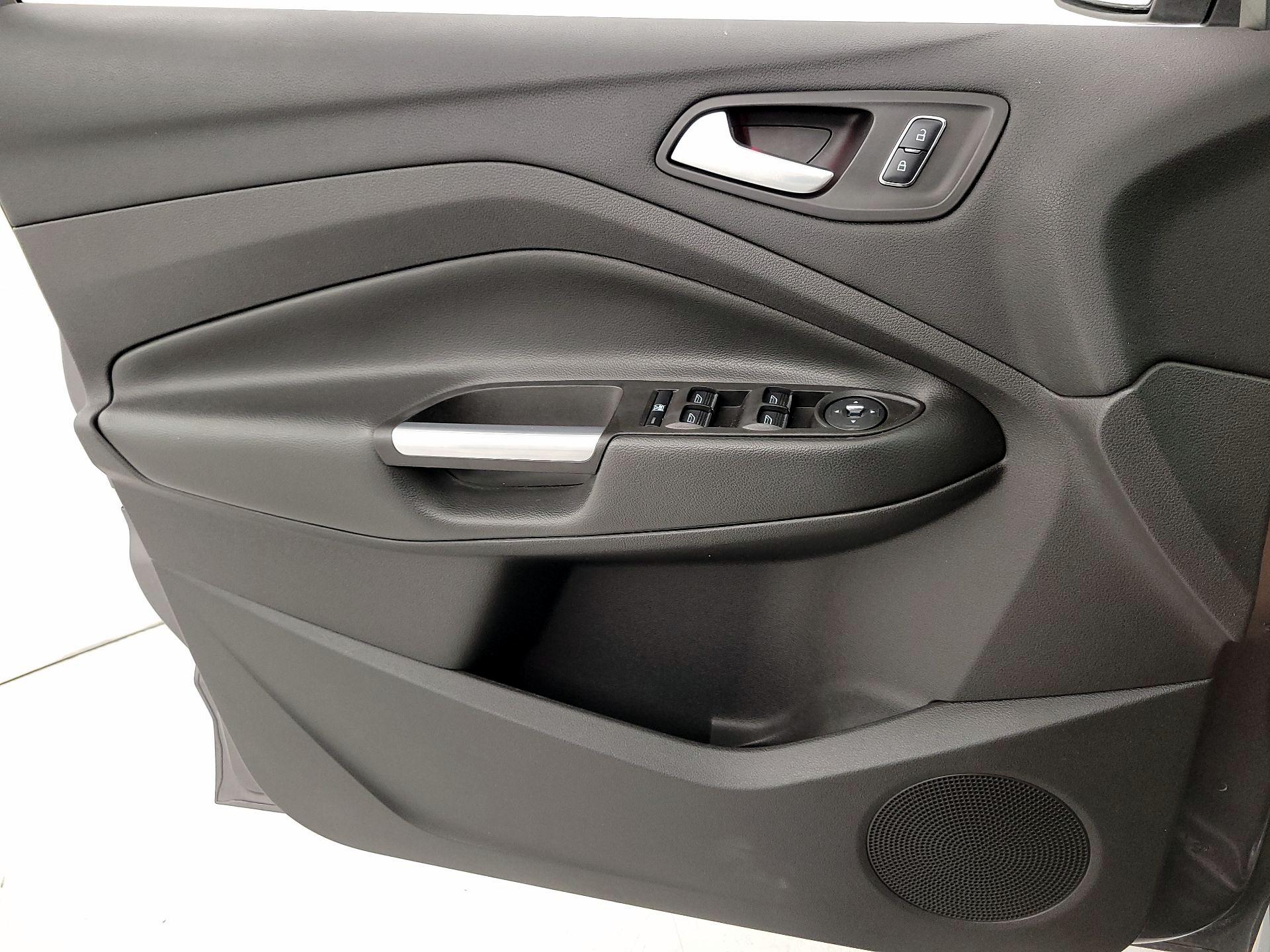 Thumbnail: 2014 Ford C-Max - 12