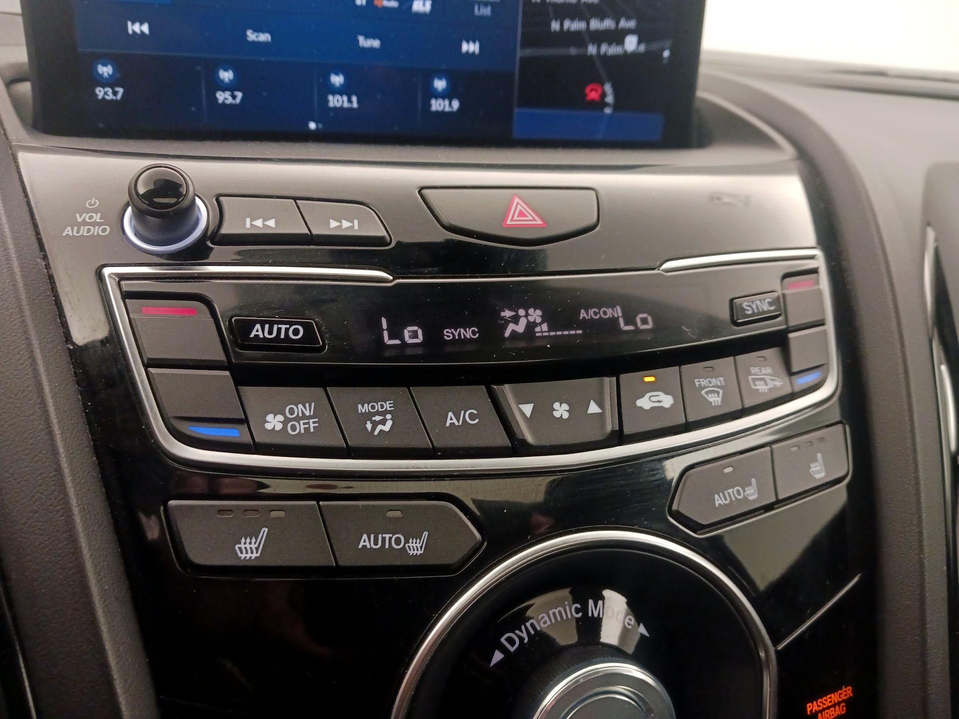 Thumbnail: 2019 Acura RDX - 17