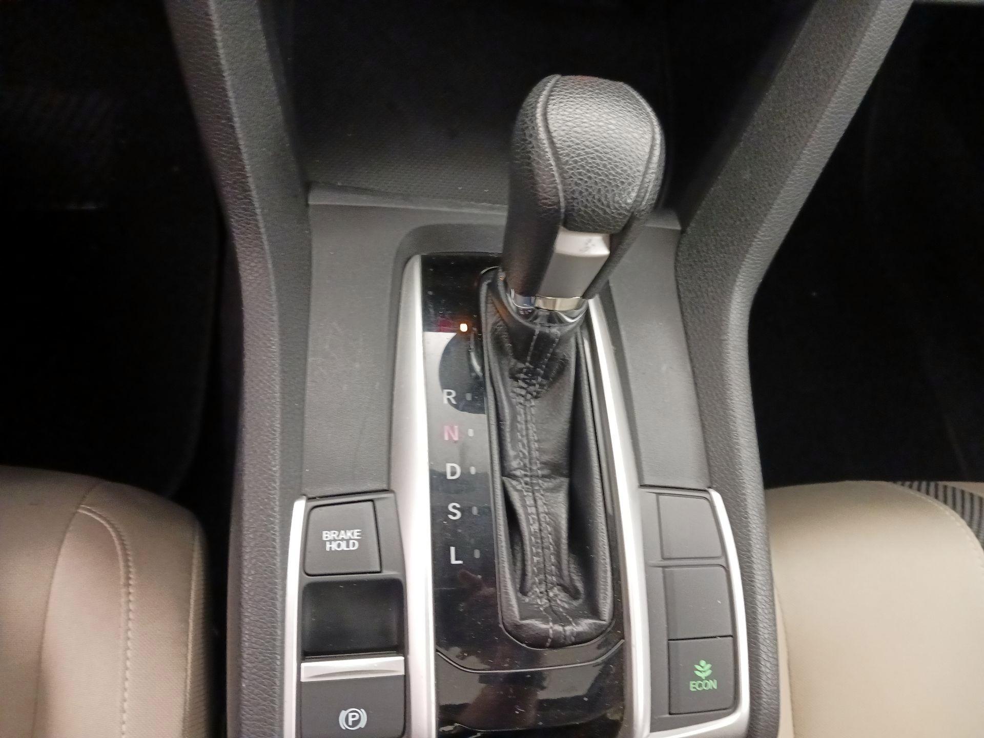 Thumbnail: 2016 Honda Civic - 17