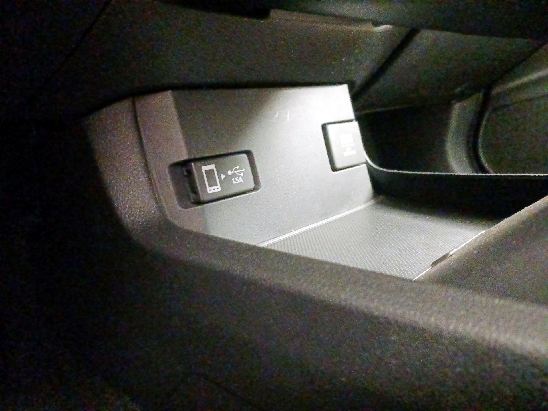 Thumbnail: 2016 Honda Civic - 18