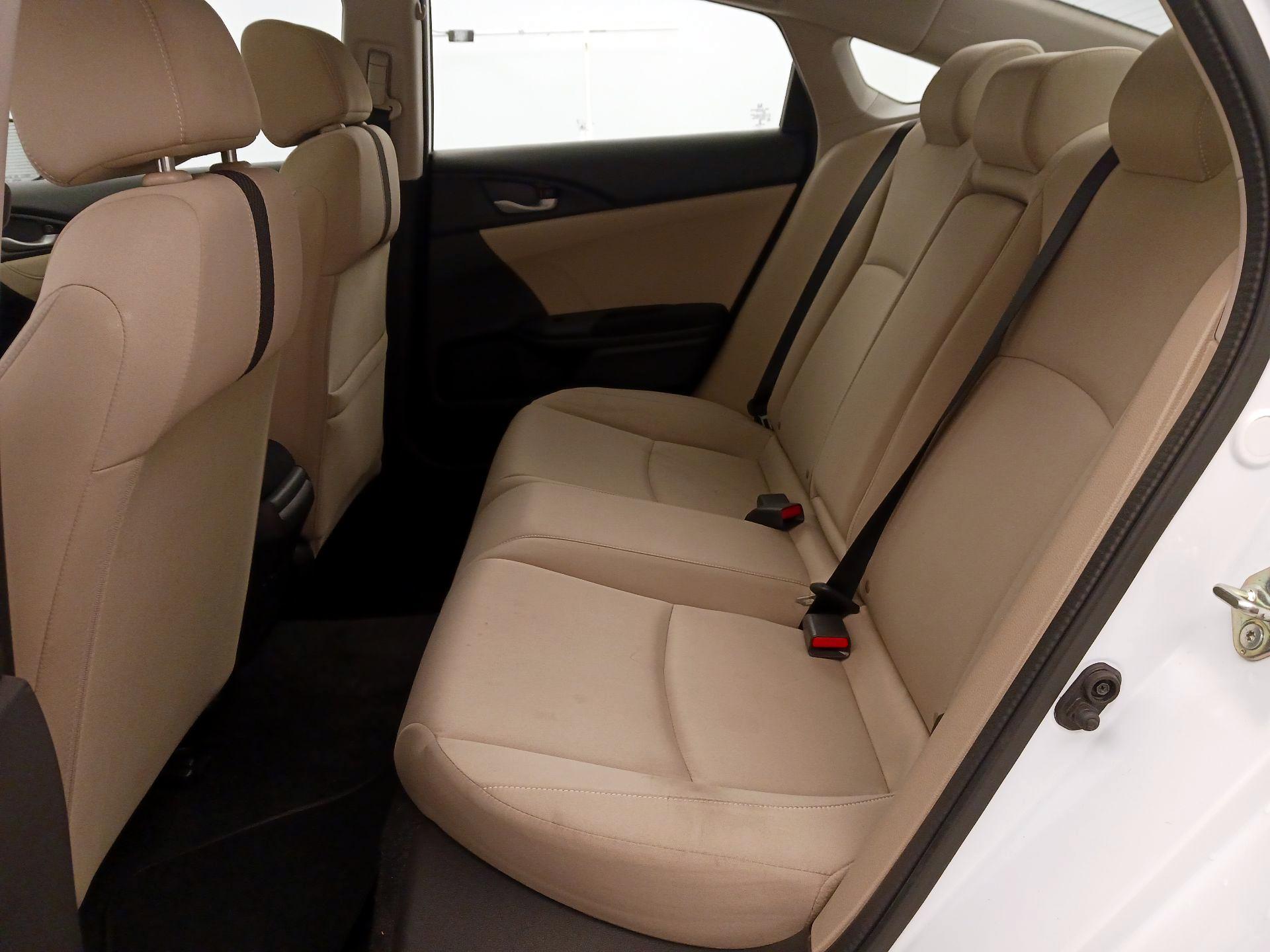 Thumbnail: 2016 Honda Civic - 20