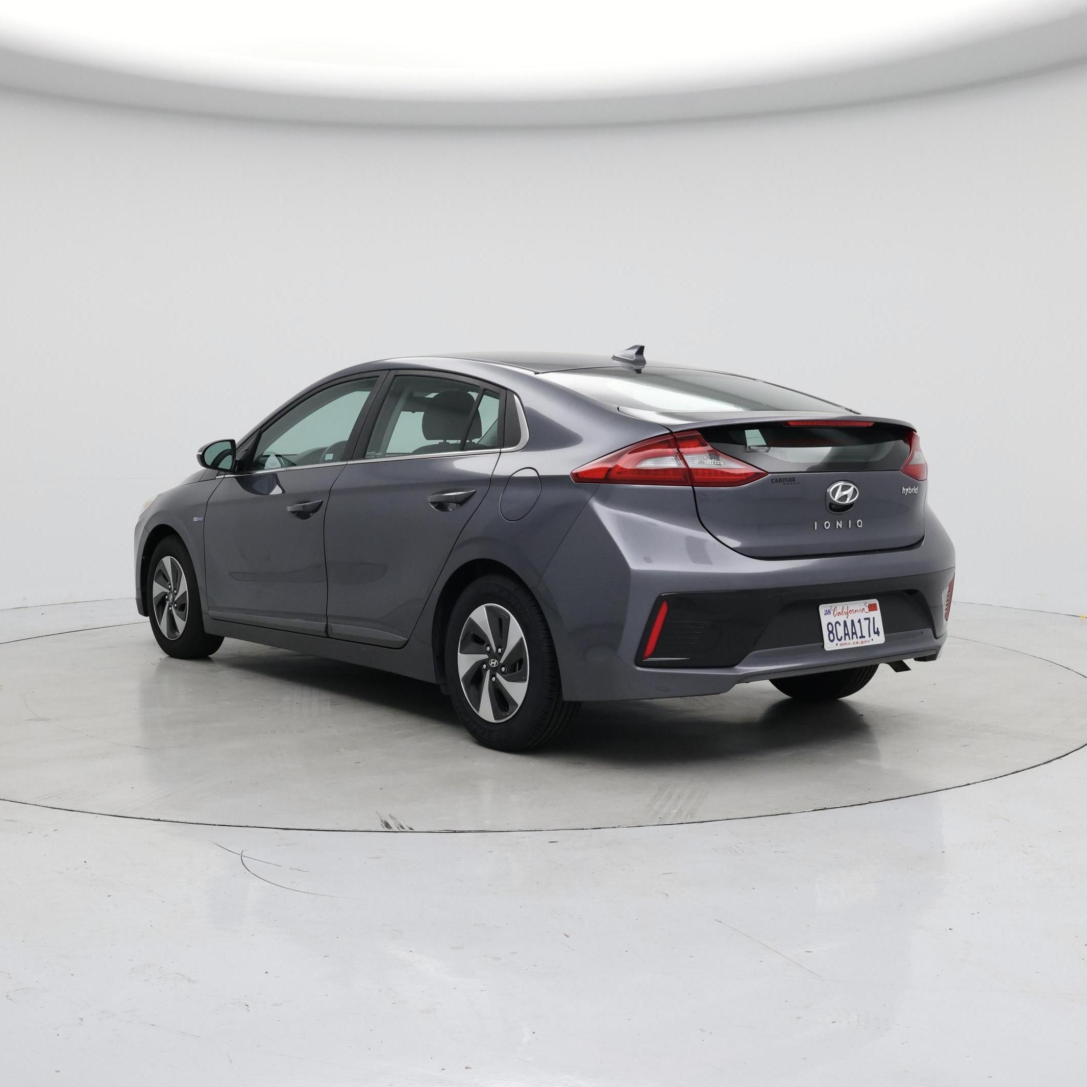Thumbnail: 2018 Hyundai Ioniq - 2