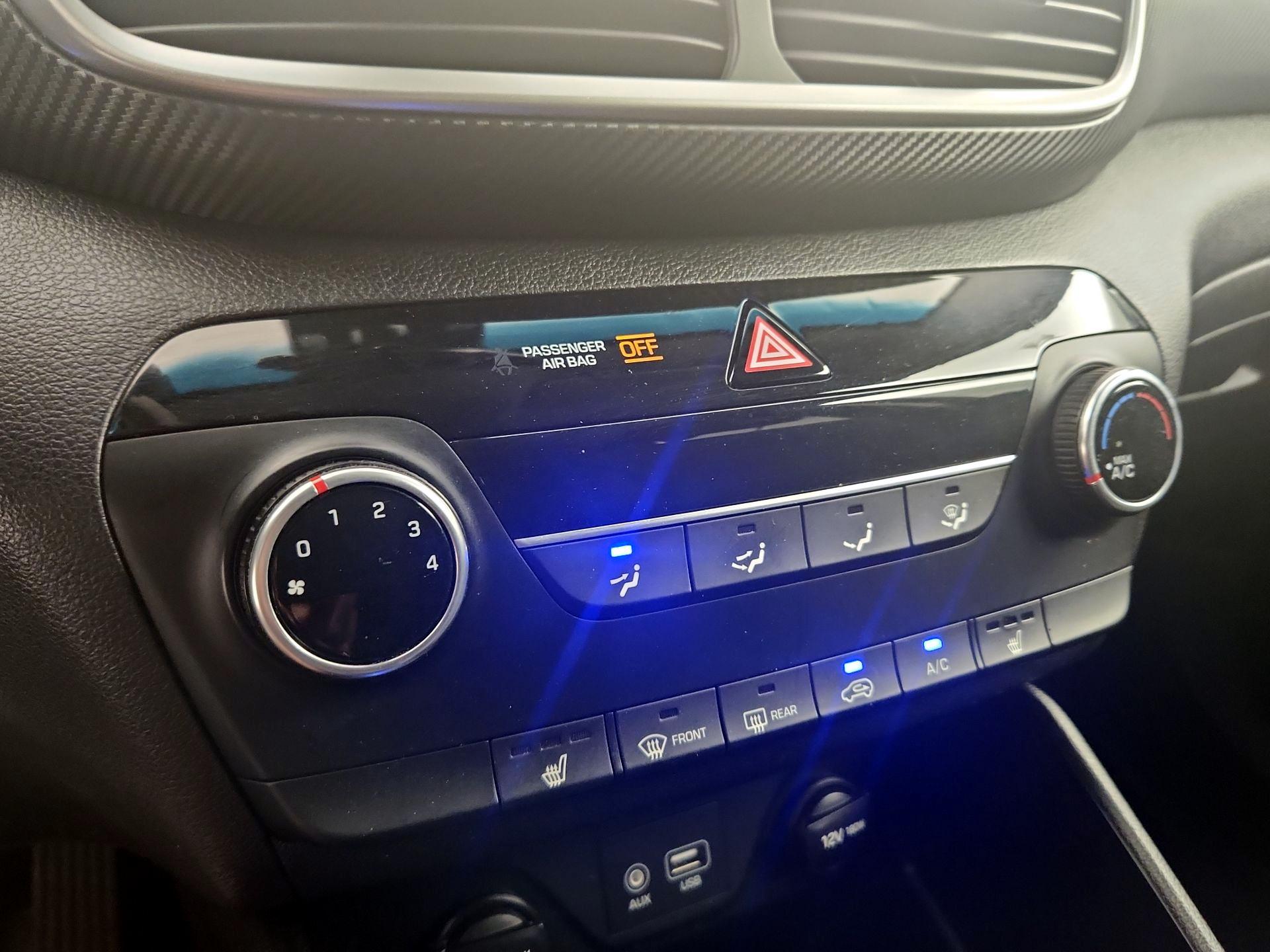 Thumbnail: 2019 Hyundai Tucson - 16