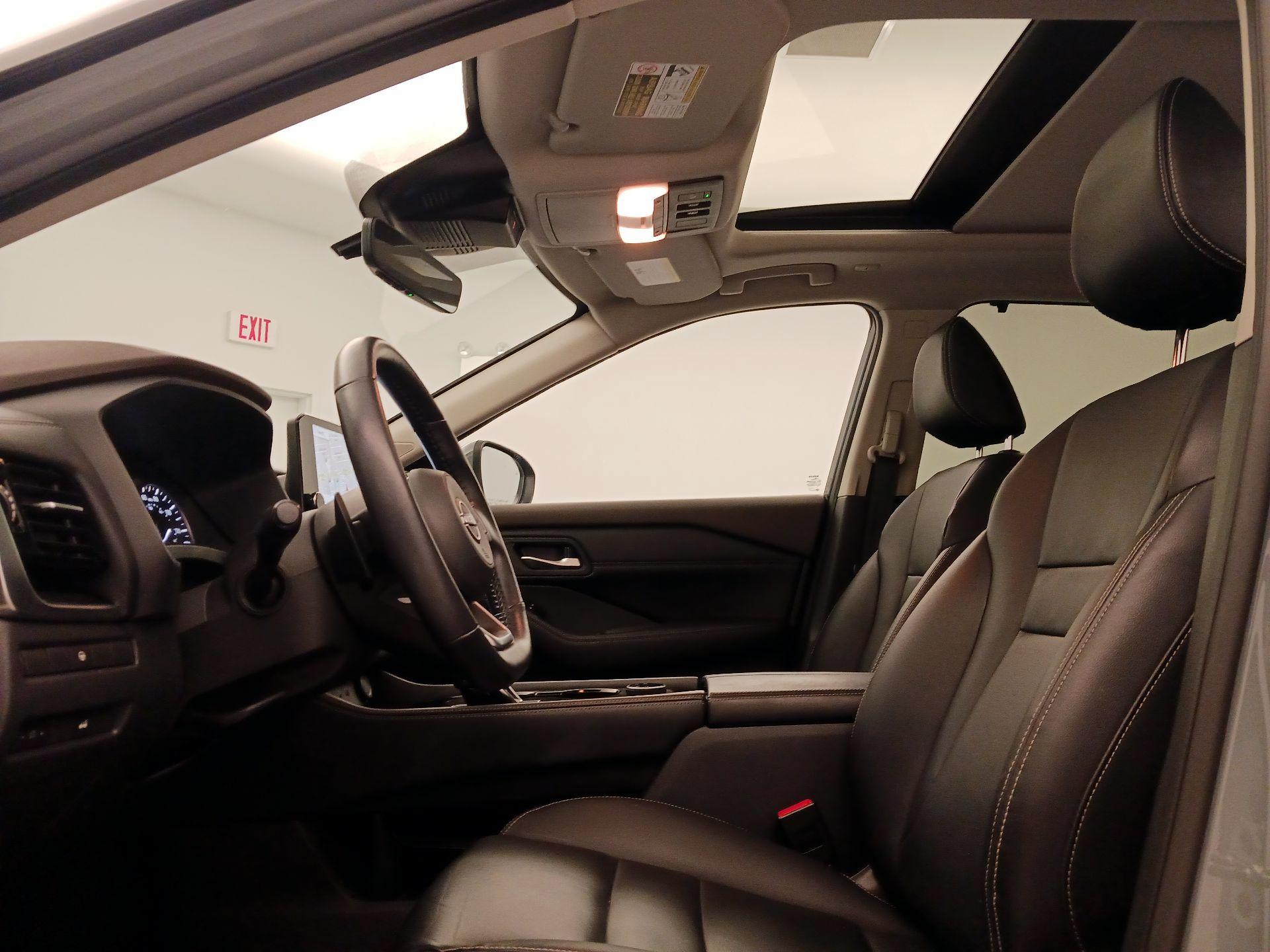 Thumbnail: 2023 Nissan Rogue - 20