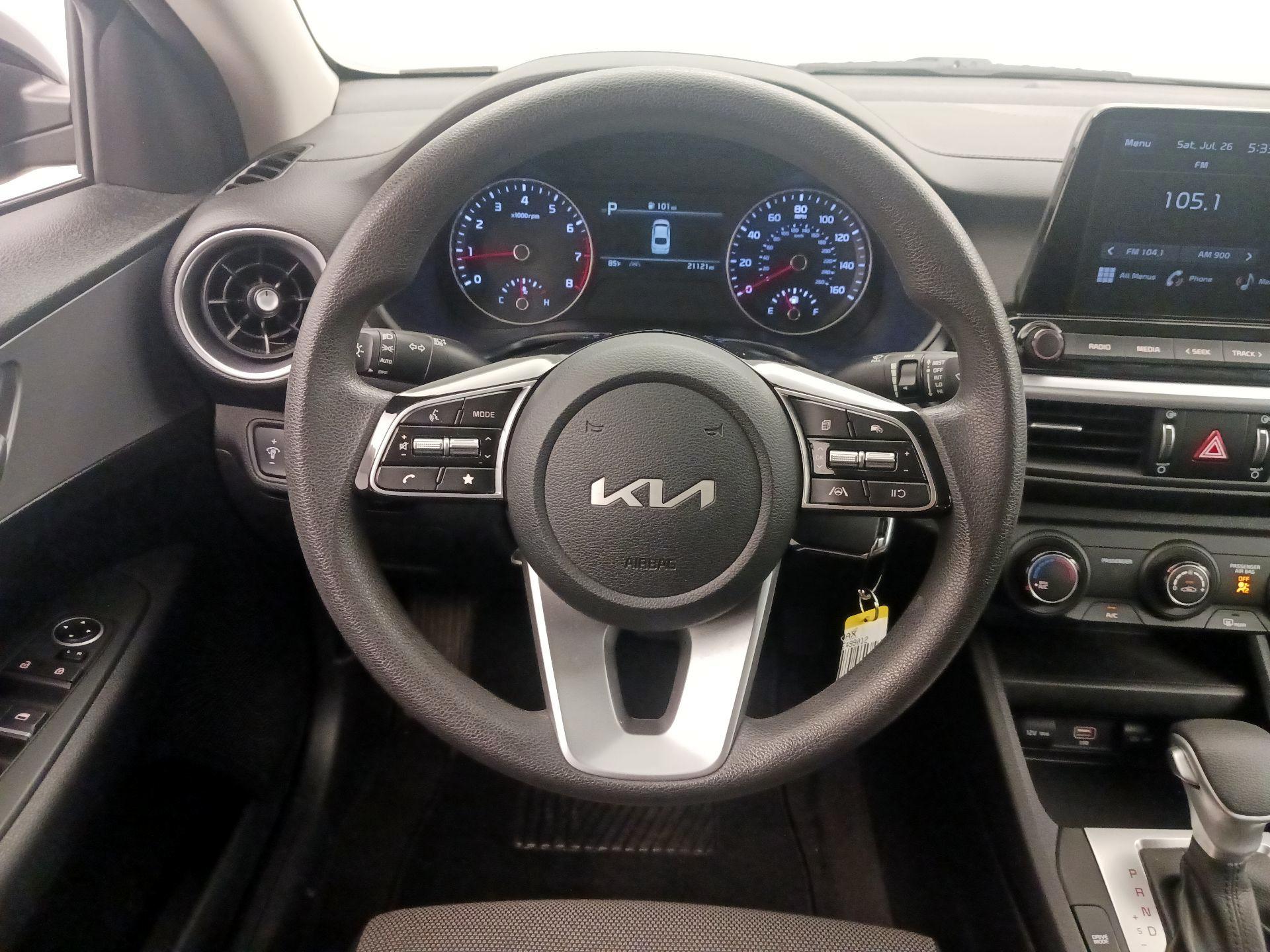 Thumbnail: 2022 Kia Forte - 10