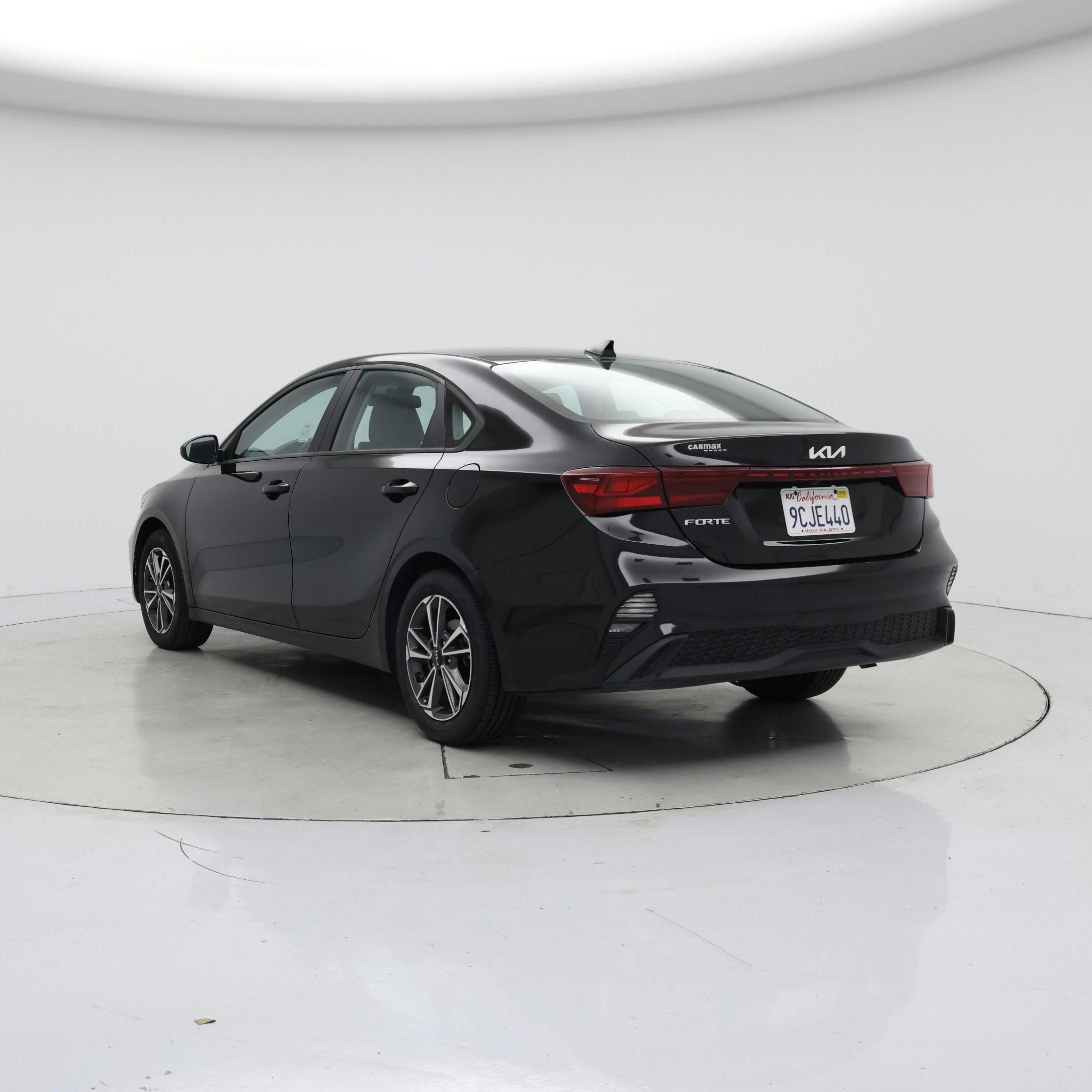 Thumbnail: 2022 Kia Forte - 2