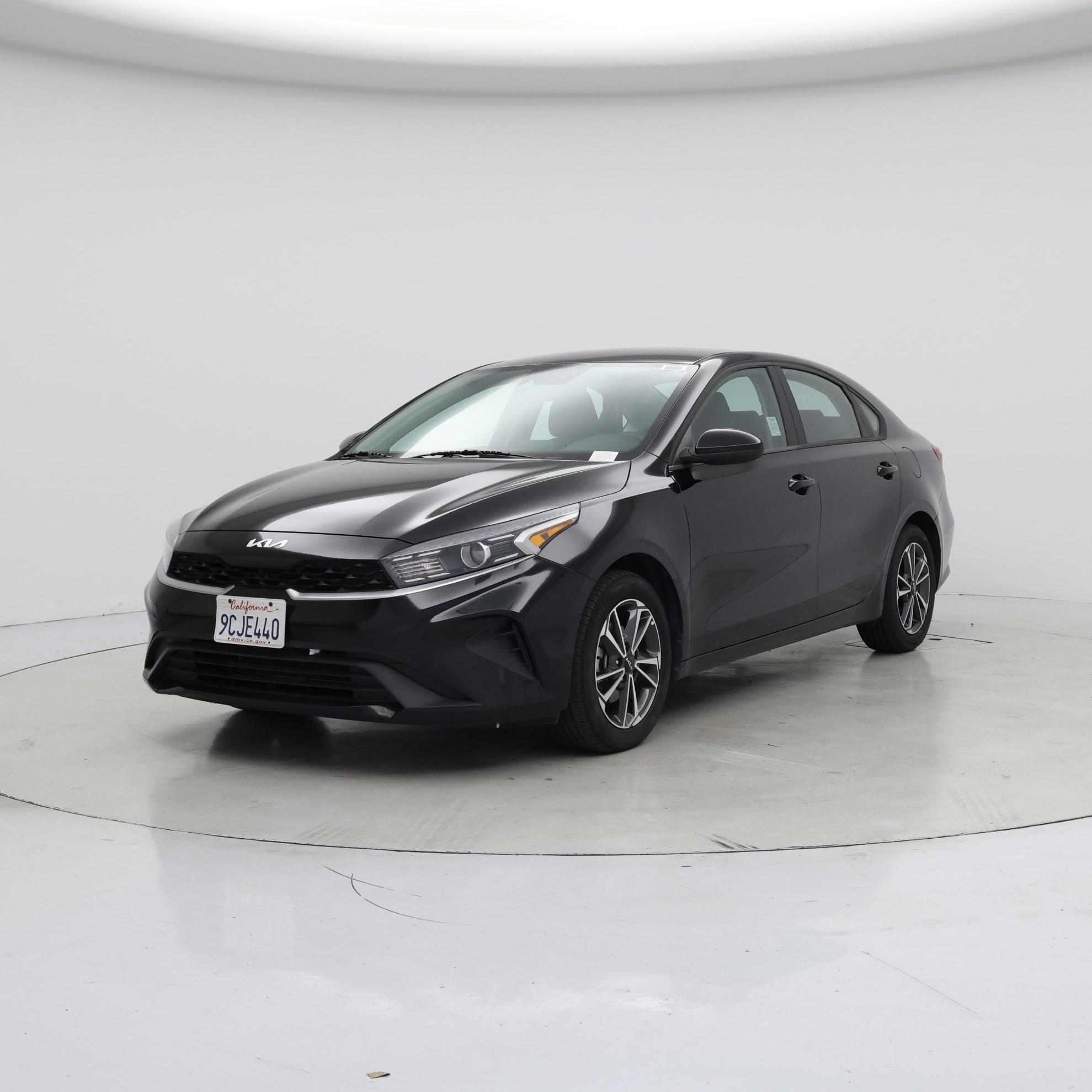 Thumbnail: 2022 Kia Forte - 4