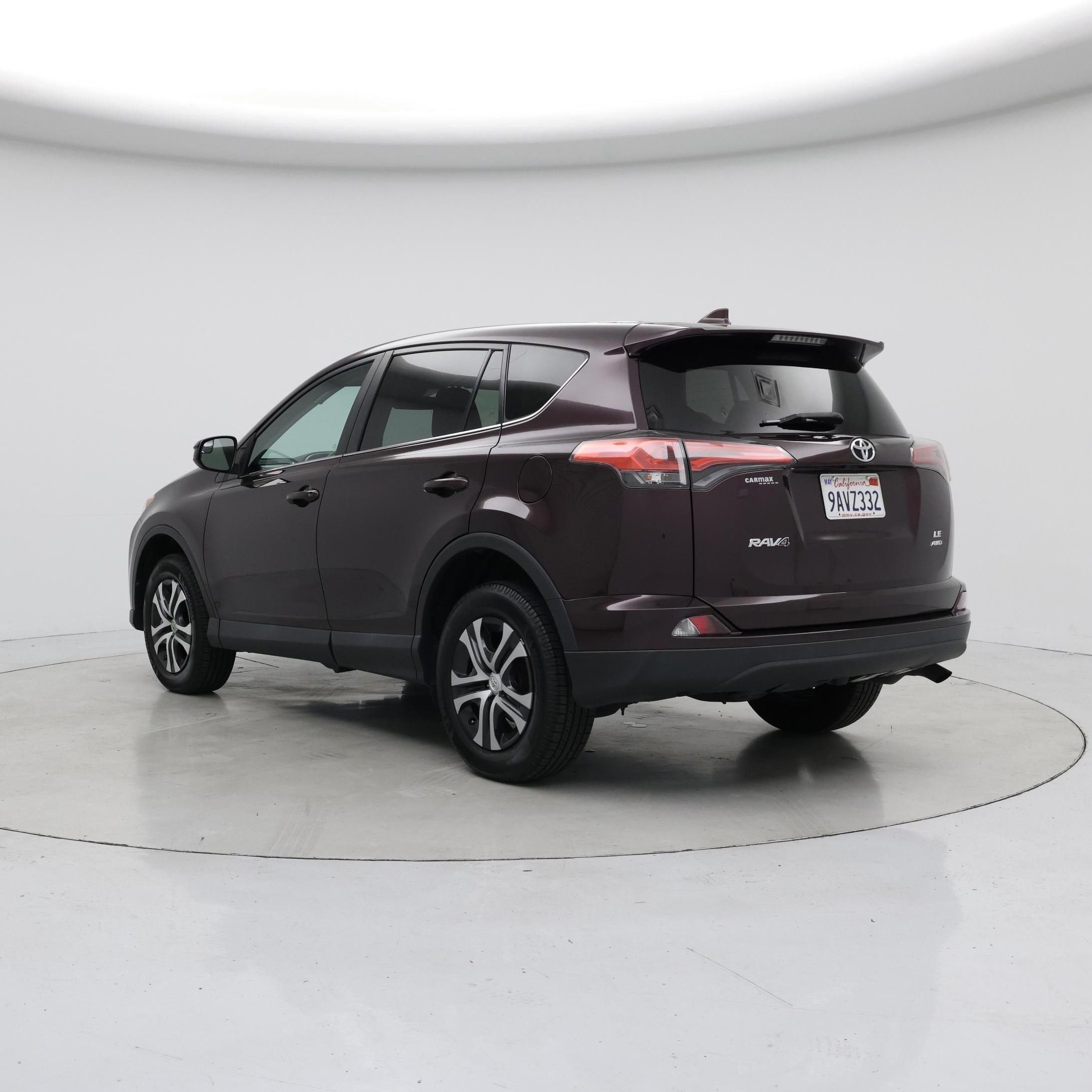 Thumbnail: 2018 Toyota RAV4 - 2
