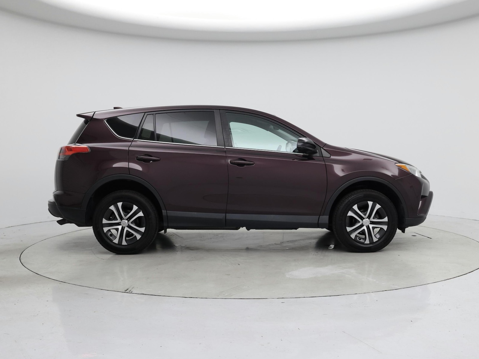 Image of 2018 Toyota RAV4 LE