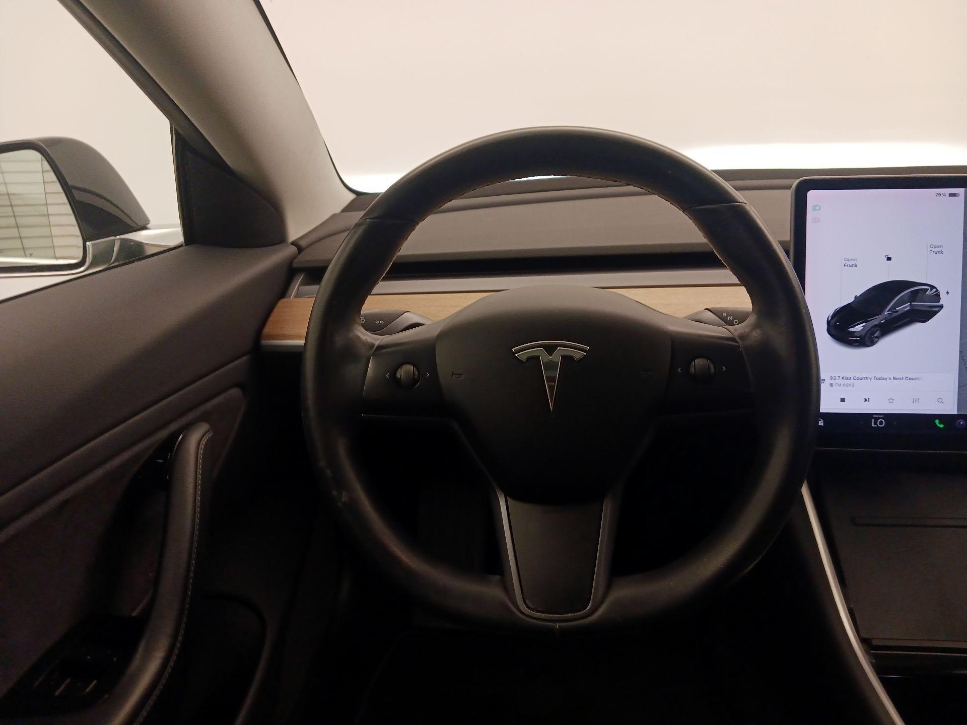 Thumbnail: 2018 Tesla Model 3 - 10