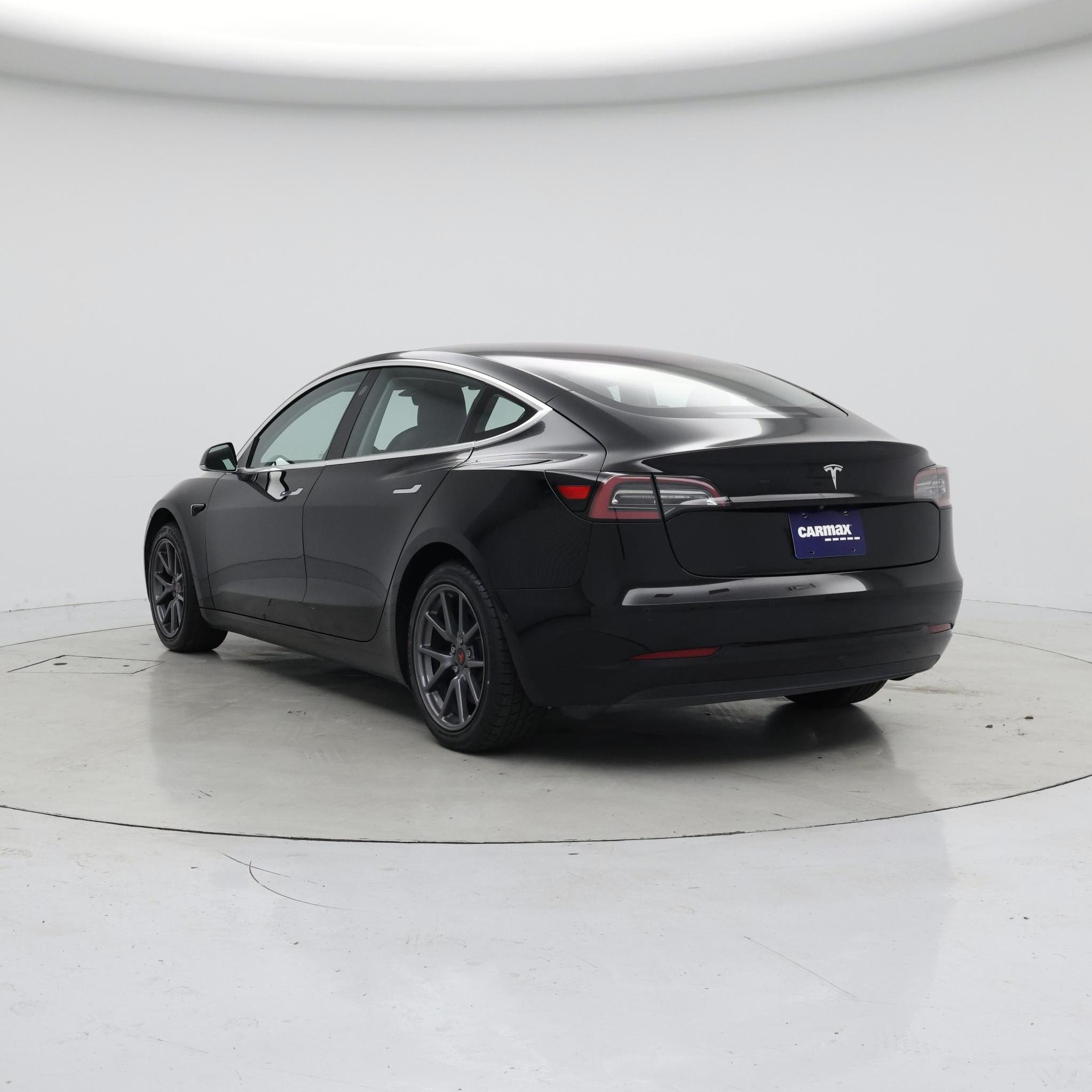 Thumbnail: 2018 Tesla Model 3 - 2