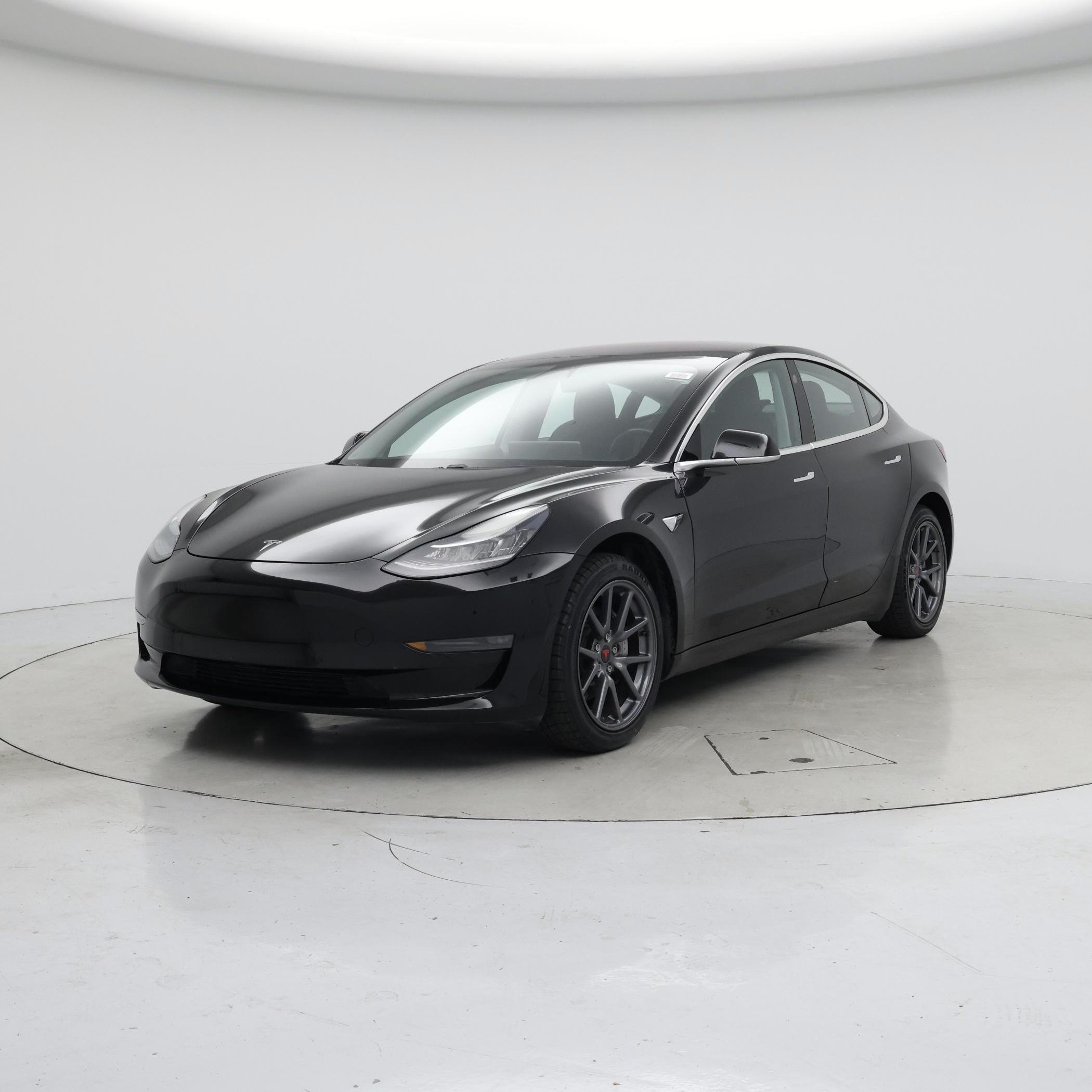 Thumbnail: 2018 Tesla Model 3 - 4