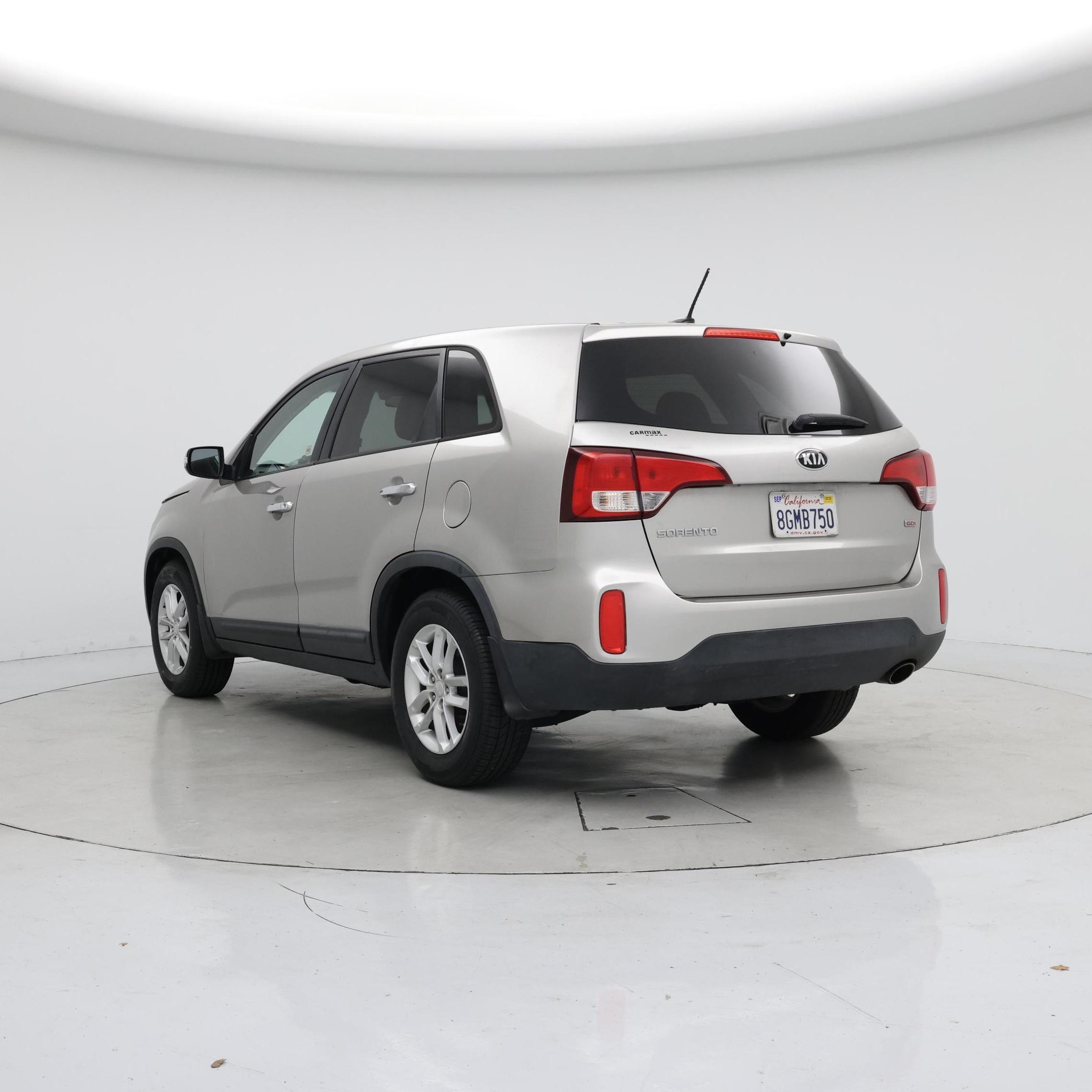 Thumbnail: 2014 Kia Sorento - 2