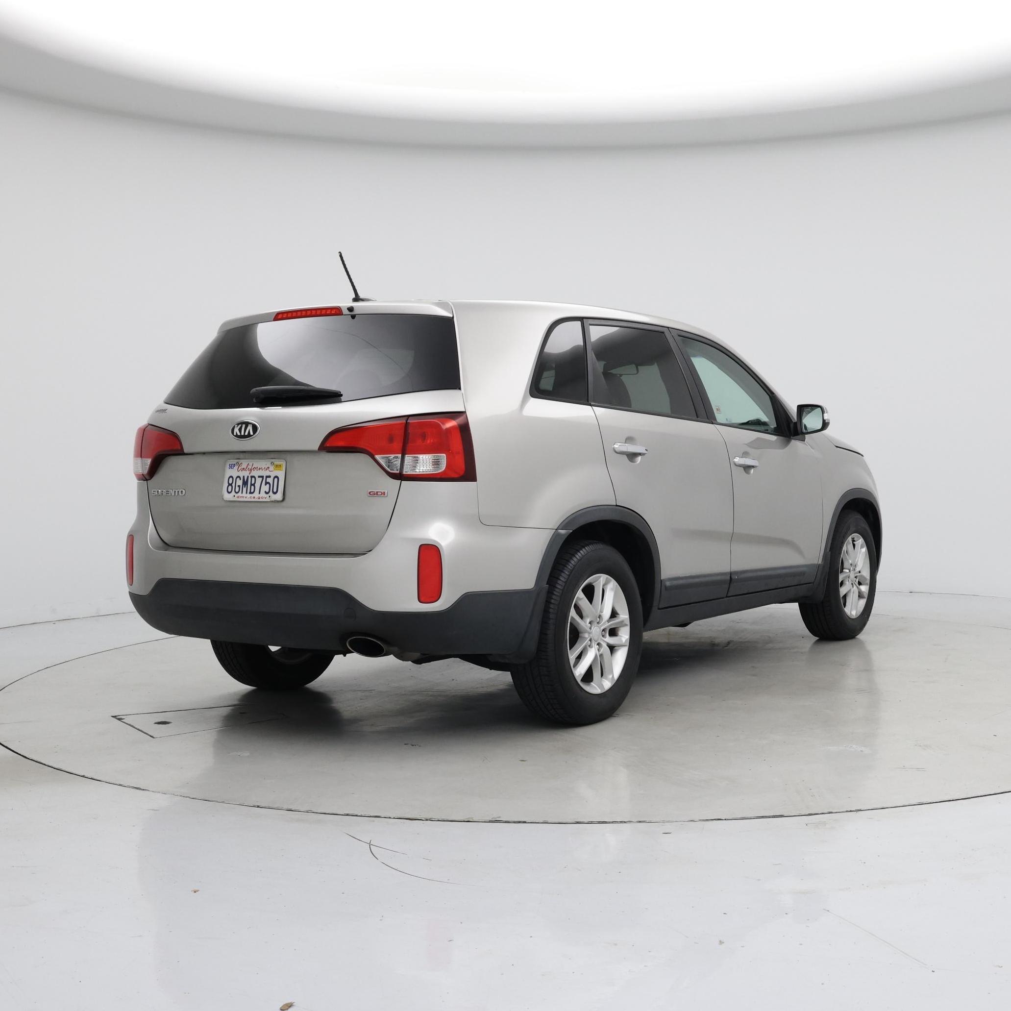 Thumbnail: 2014 Kia Sorento - 8