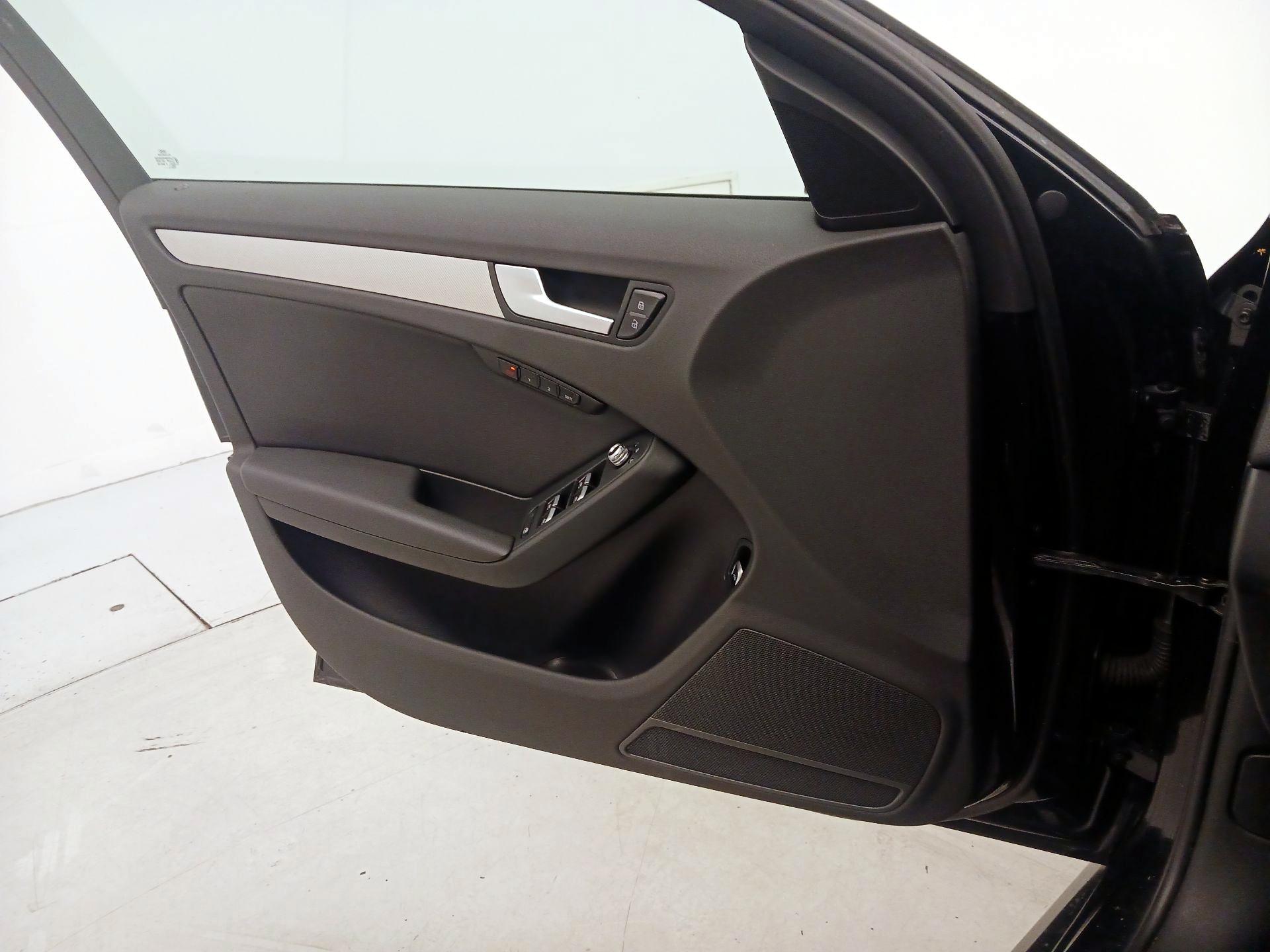 Thumbnail: 2014 Audi A4 - 12