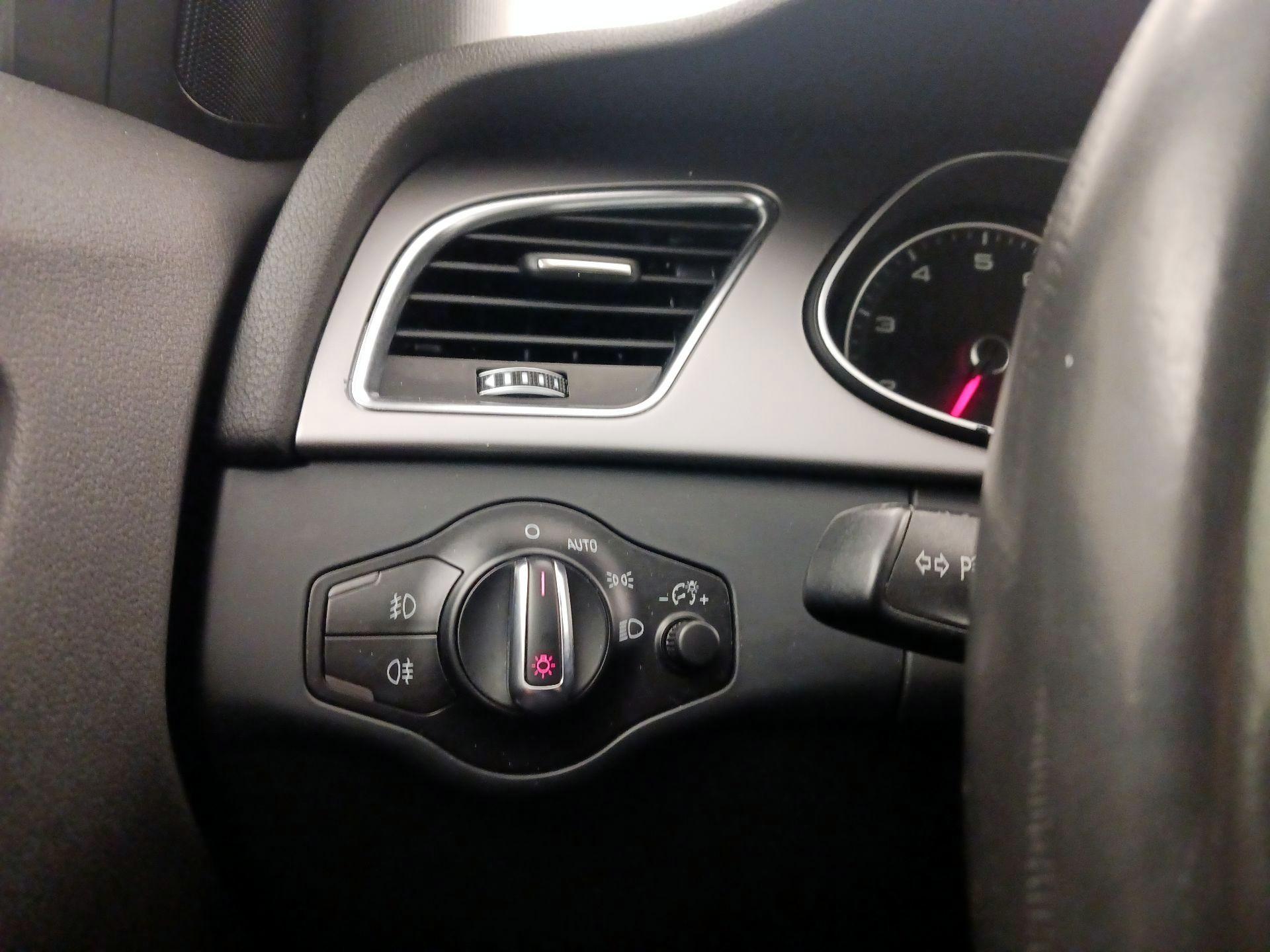 Thumbnail: 2014 Audi A4 - 13