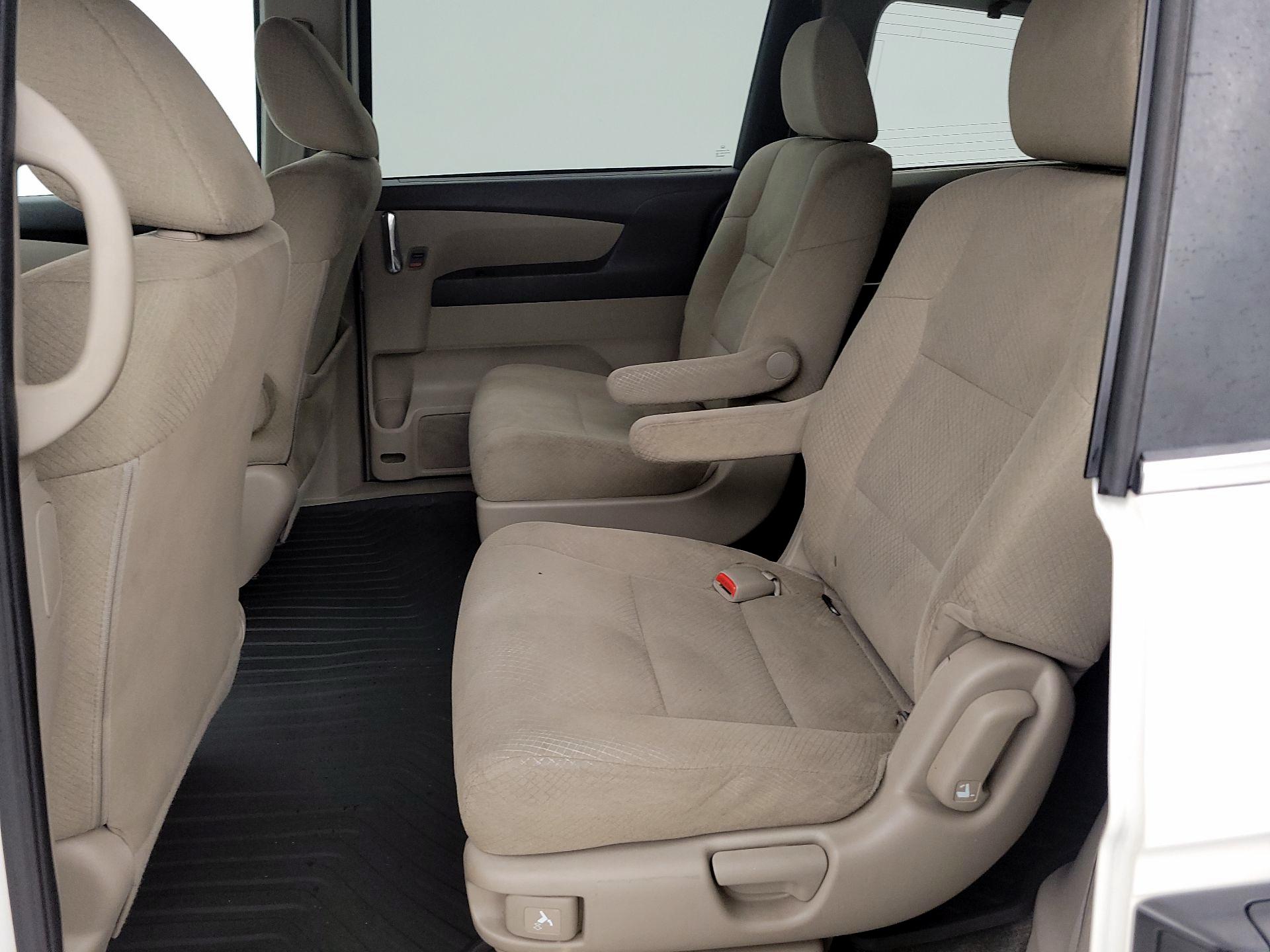 Thumbnail: 2014 Honda Odyssey - 18
