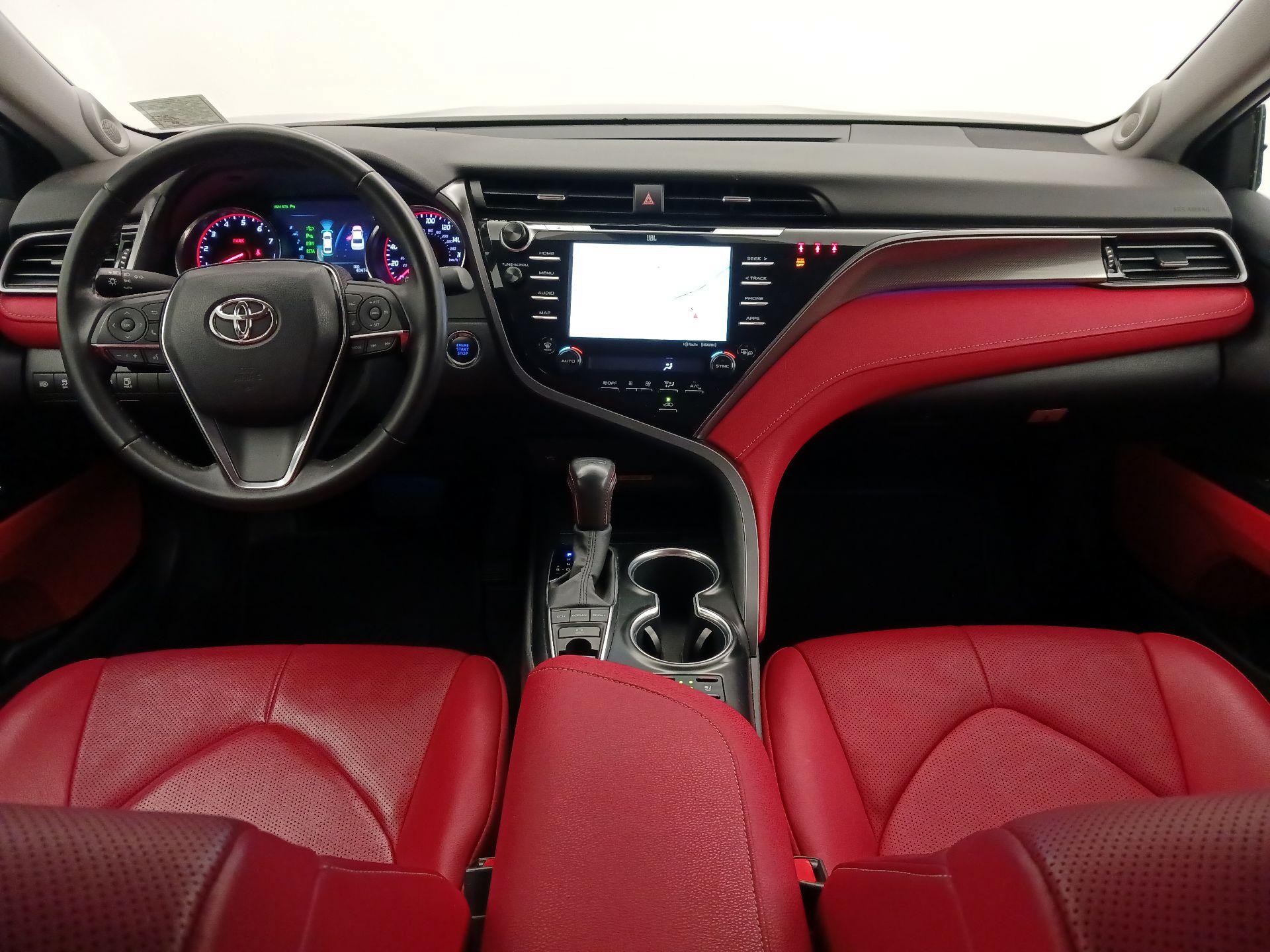 Thumbnail: 2020 Toyota Camry - 9