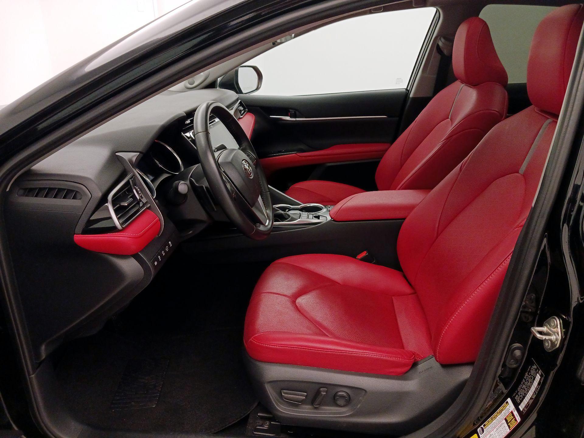 Thumbnail: 2020 Toyota Camry - 11