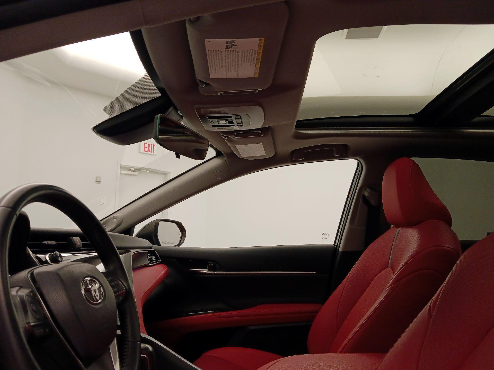 Thumbnail: 2020 Toyota Camry - 20