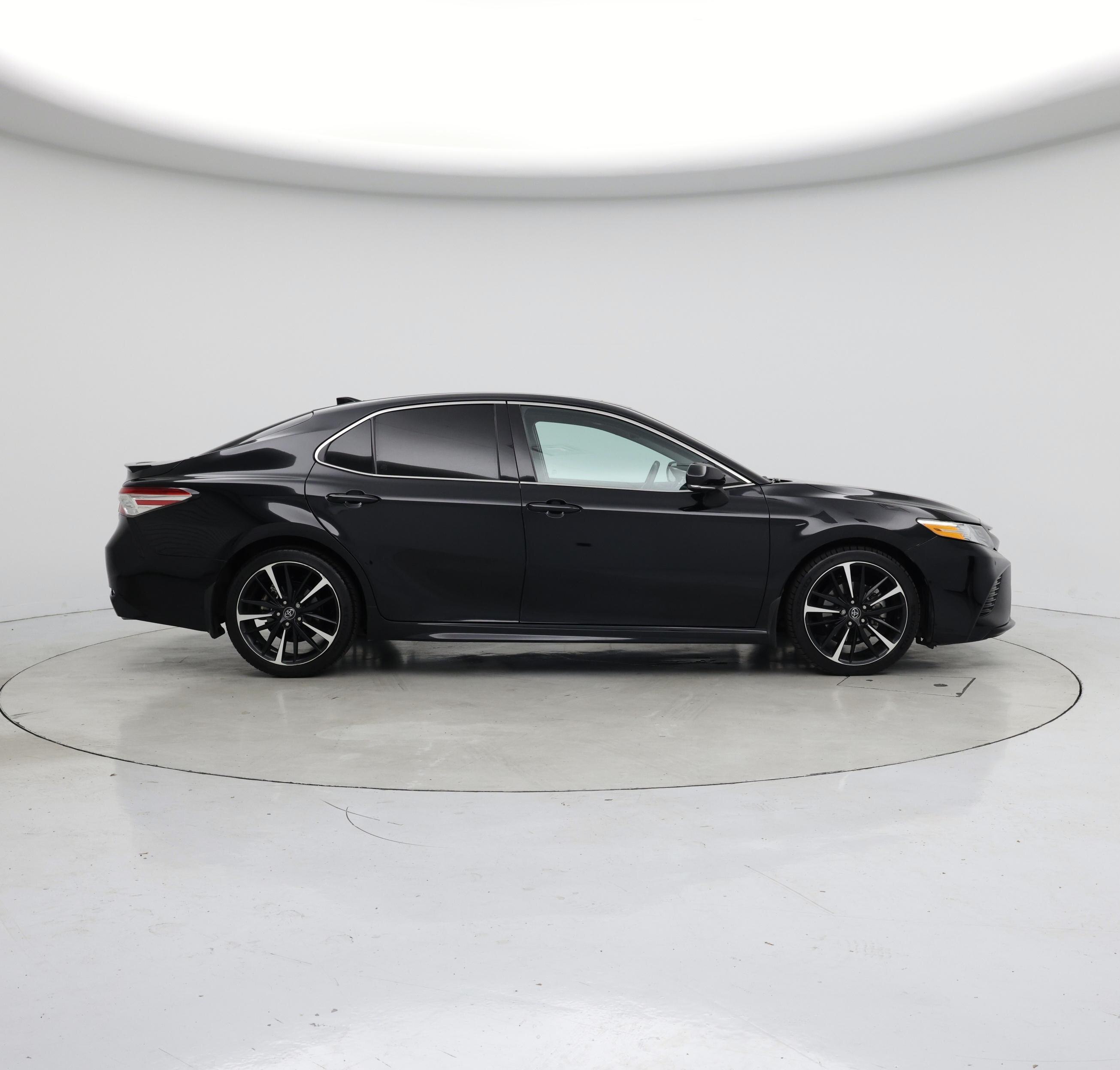 Thumbnail: 2020 Toyota Camry - 7