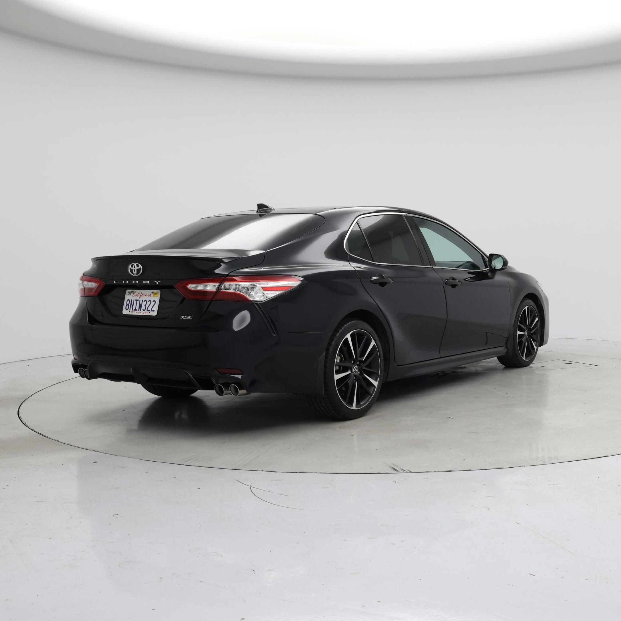 Thumbnail: 2020 Toyota Camry - 8