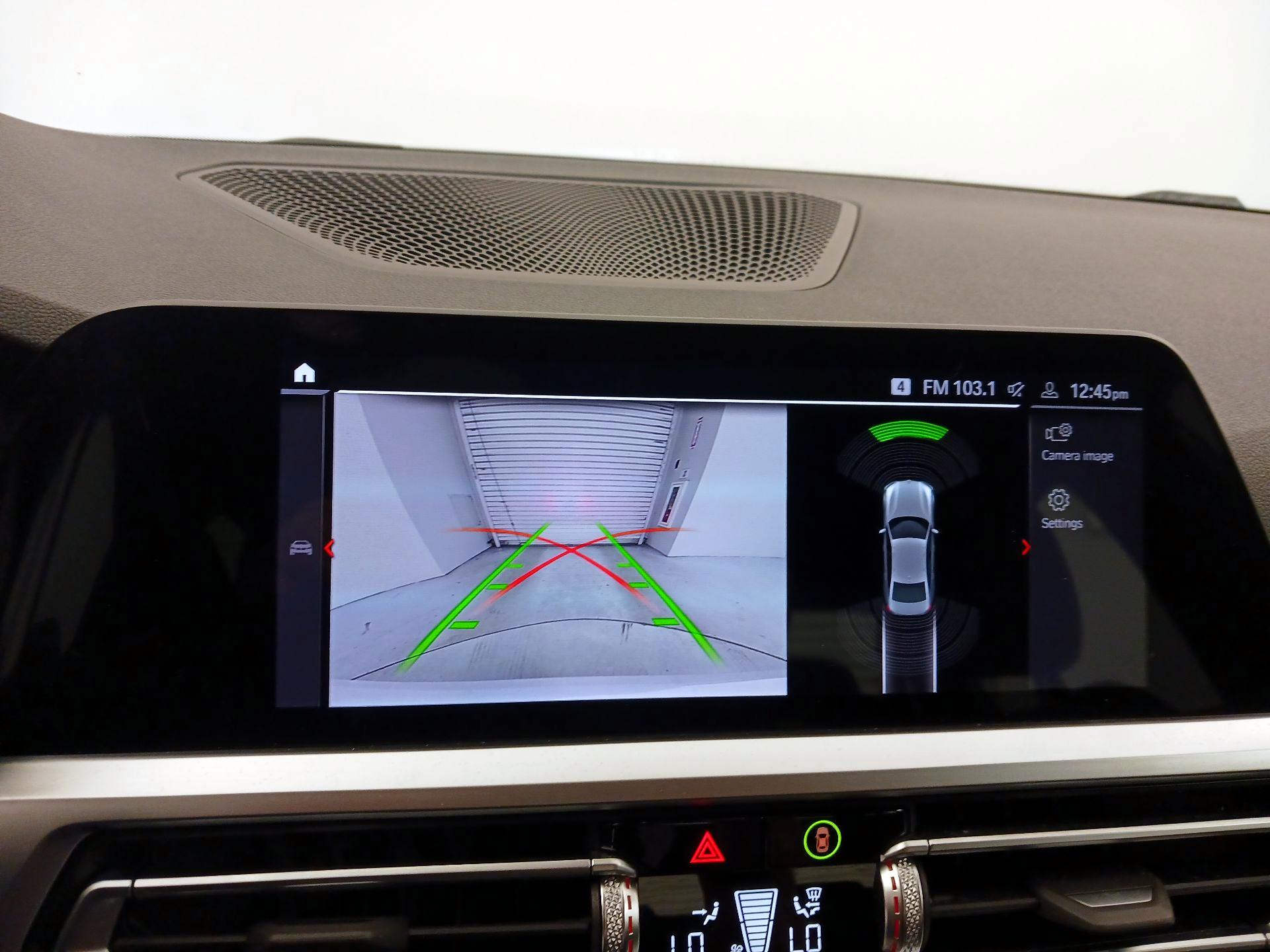 Thumbnail: 2022 BMW 3 Series - 15