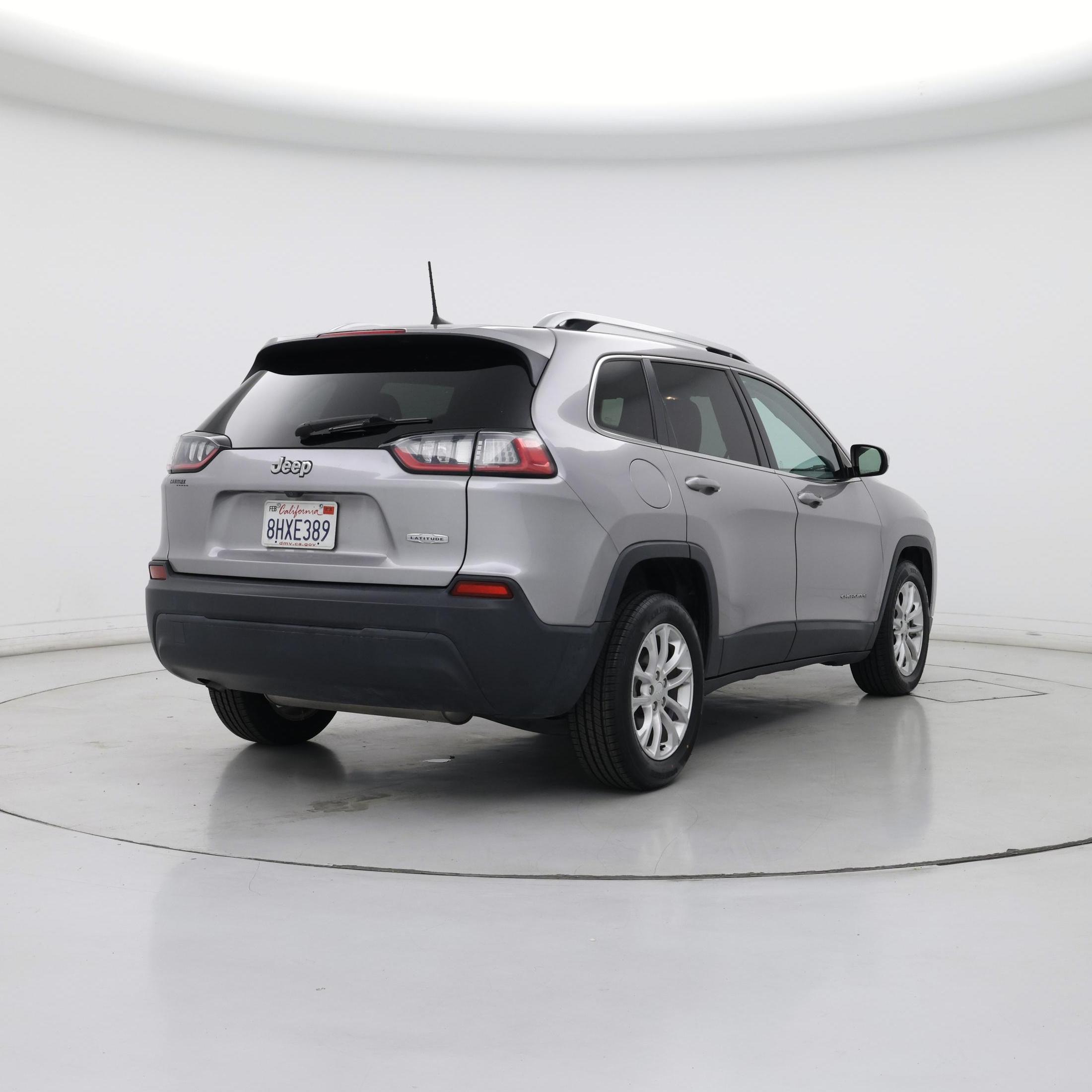 Thumbnail: 2019 Jeep Cherokee - 8