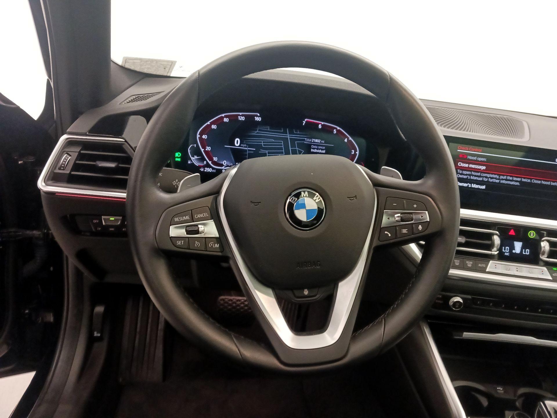 Thumbnail: 2022 BMW 3 Series - 10