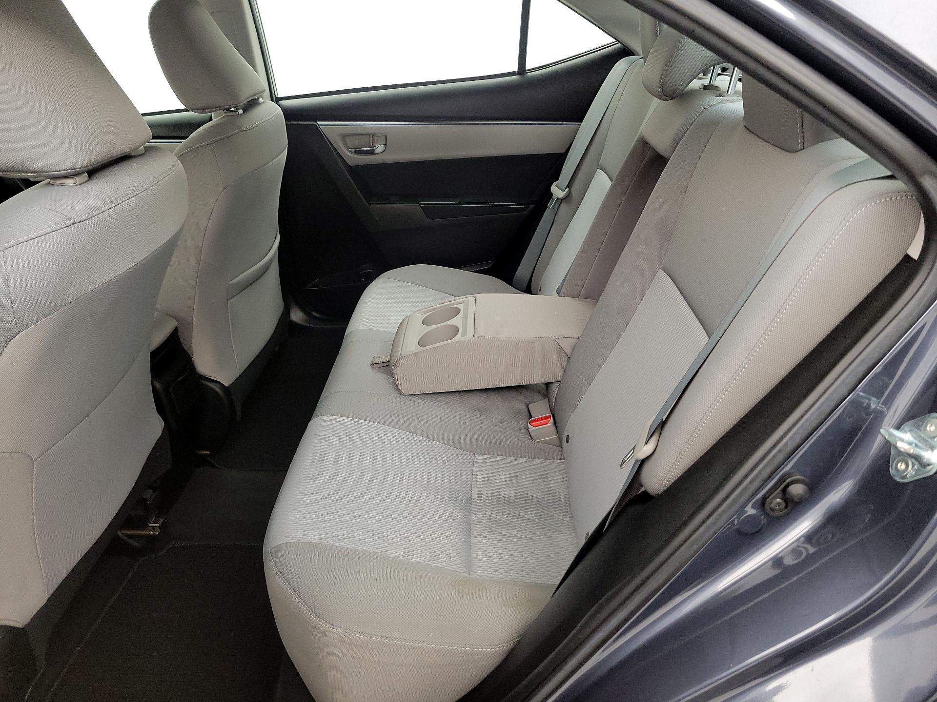 Thumbnail: 2016 Toyota Corolla - 18