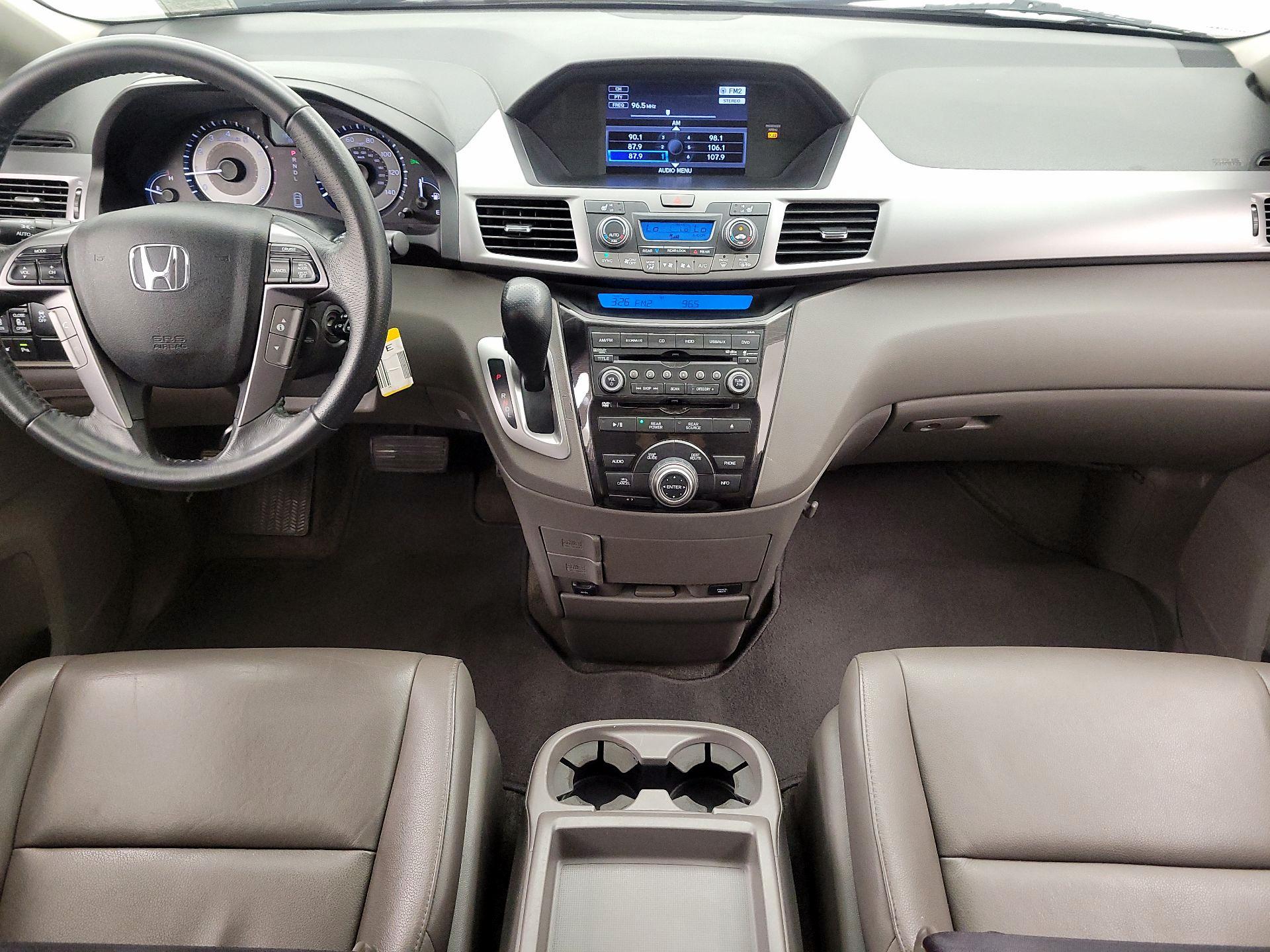 Thumbnail: 2013 Honda Odyssey - 9