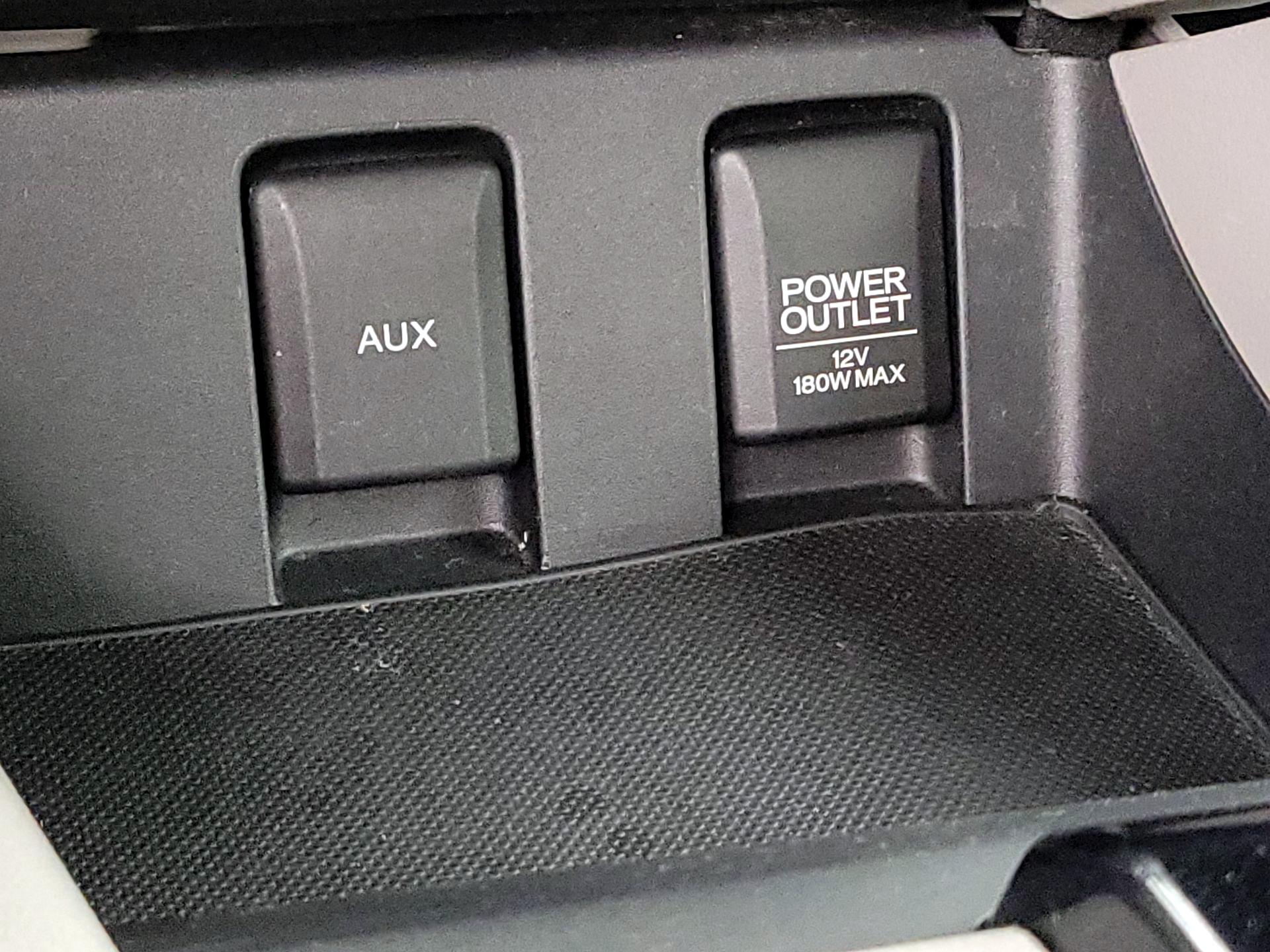 Thumbnail: 2013 Honda Civic - 18