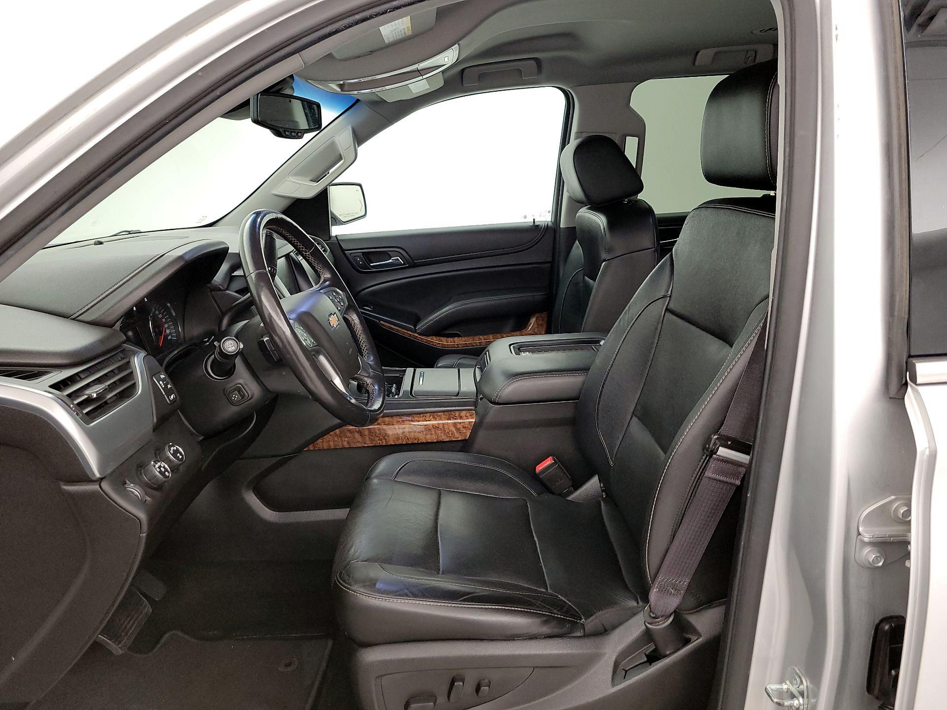 Thumbnail: 2017 Chevrolet Suburban - 11