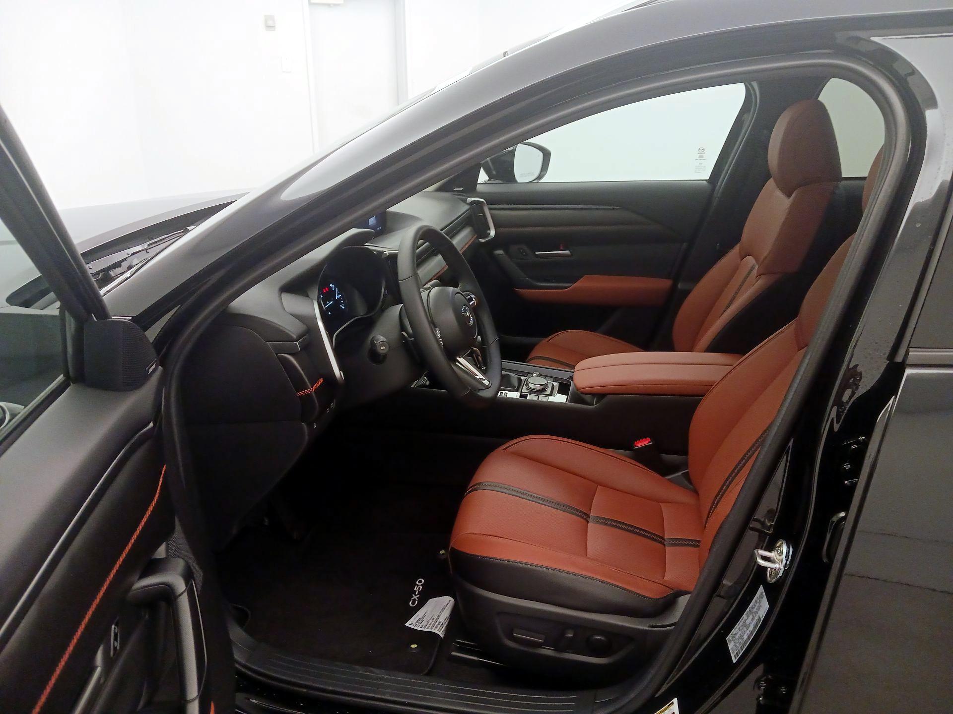 Thumbnail: 2025 Mazda CX-50 - 11