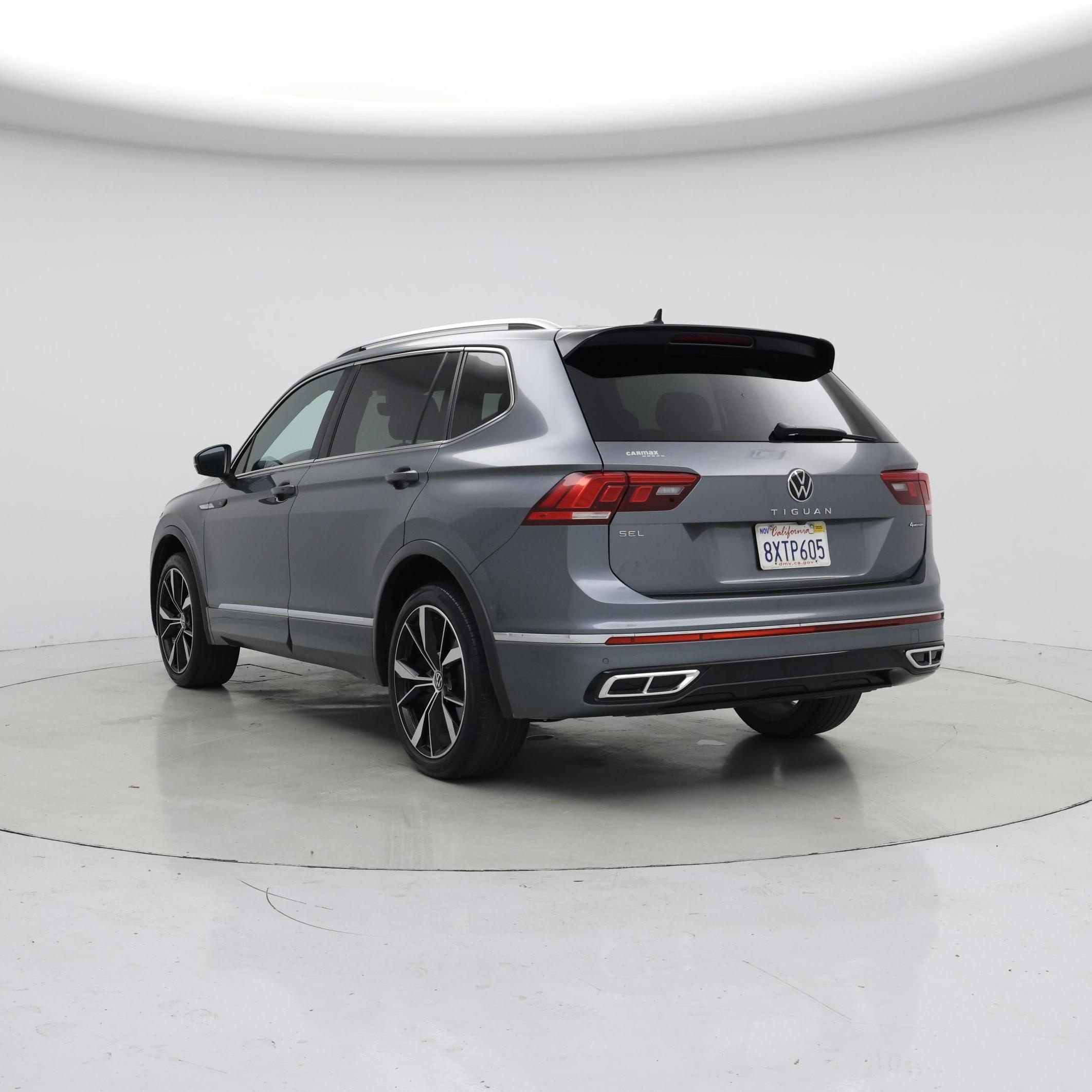 Thumbnail: 2022 Volkswagen Tiguan - 2