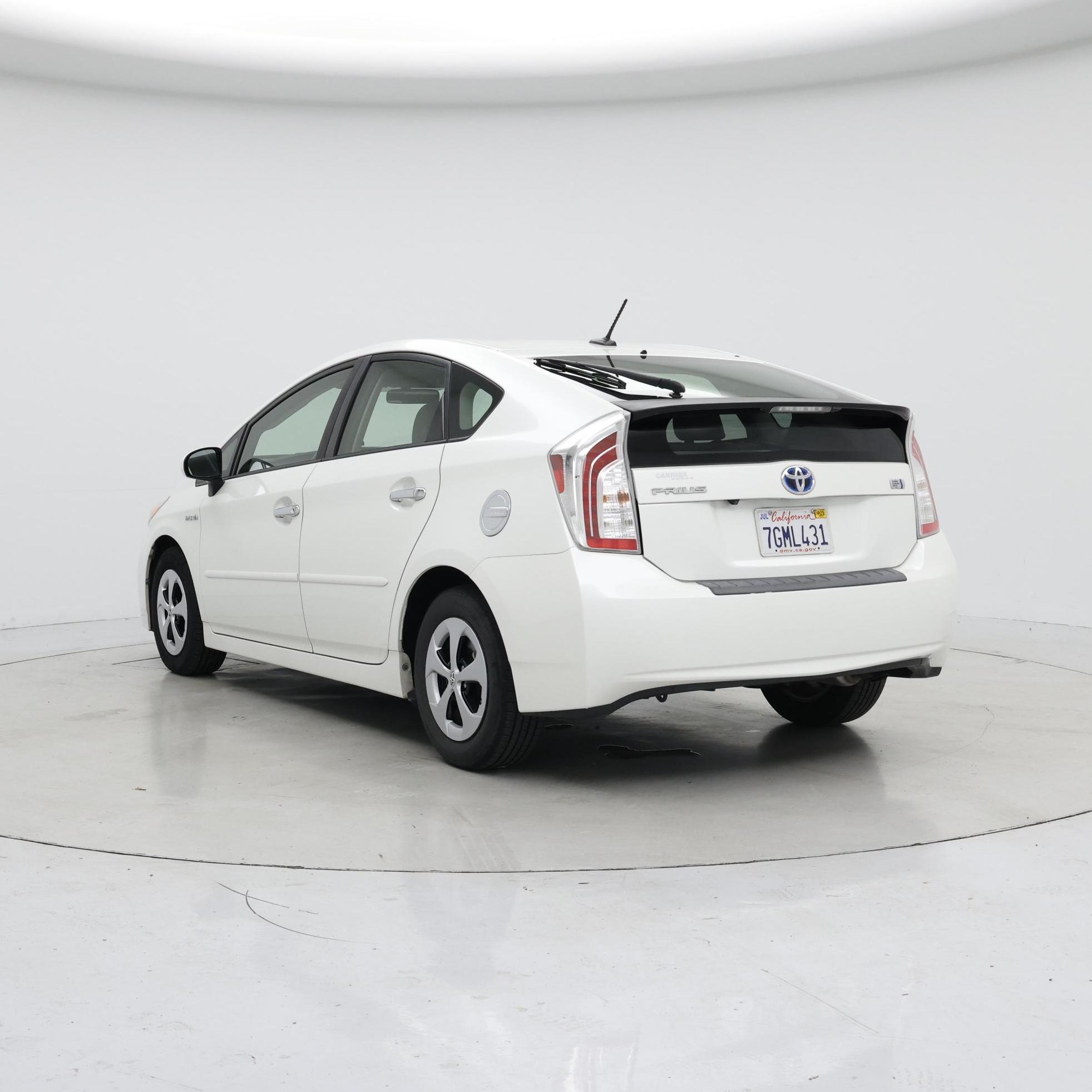 Thumbnail: 2014 Toyota Prius - 2