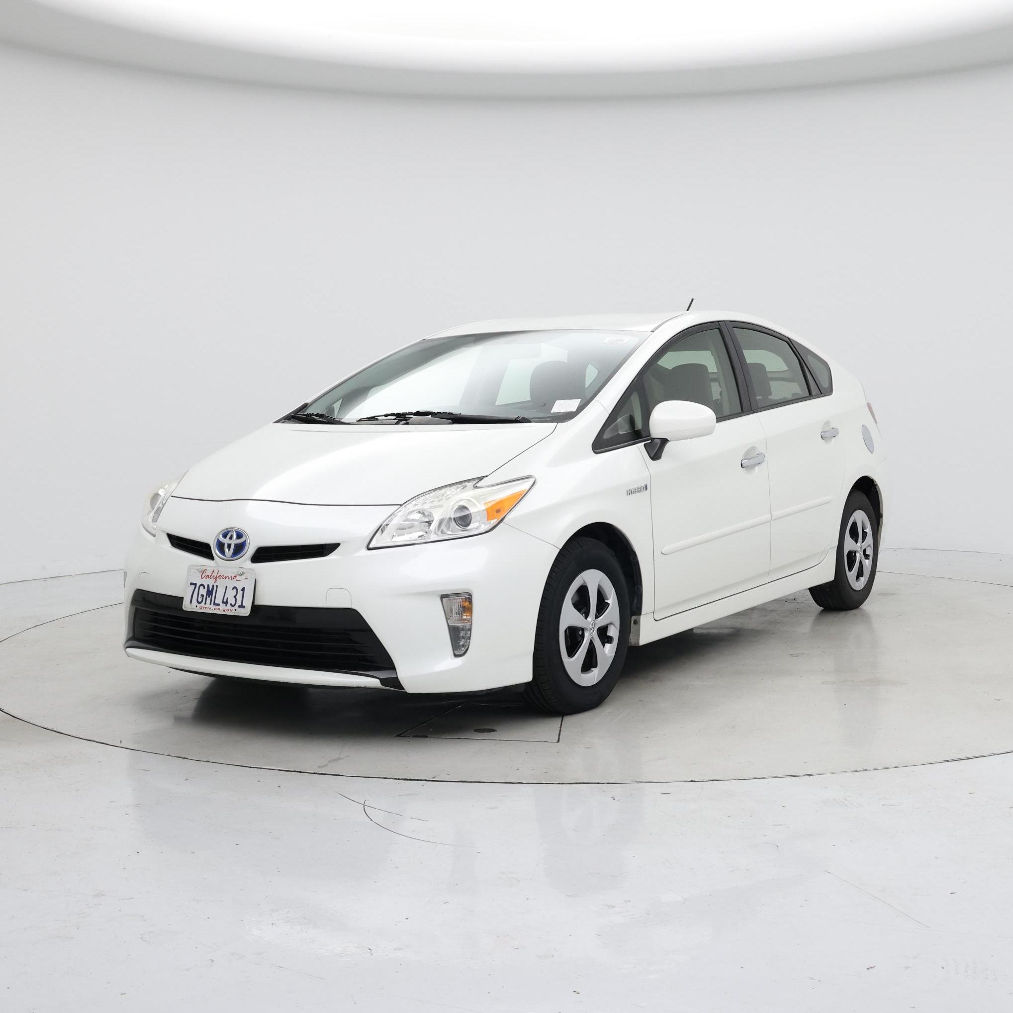 Thumbnail: 2014 Toyota Prius - 4