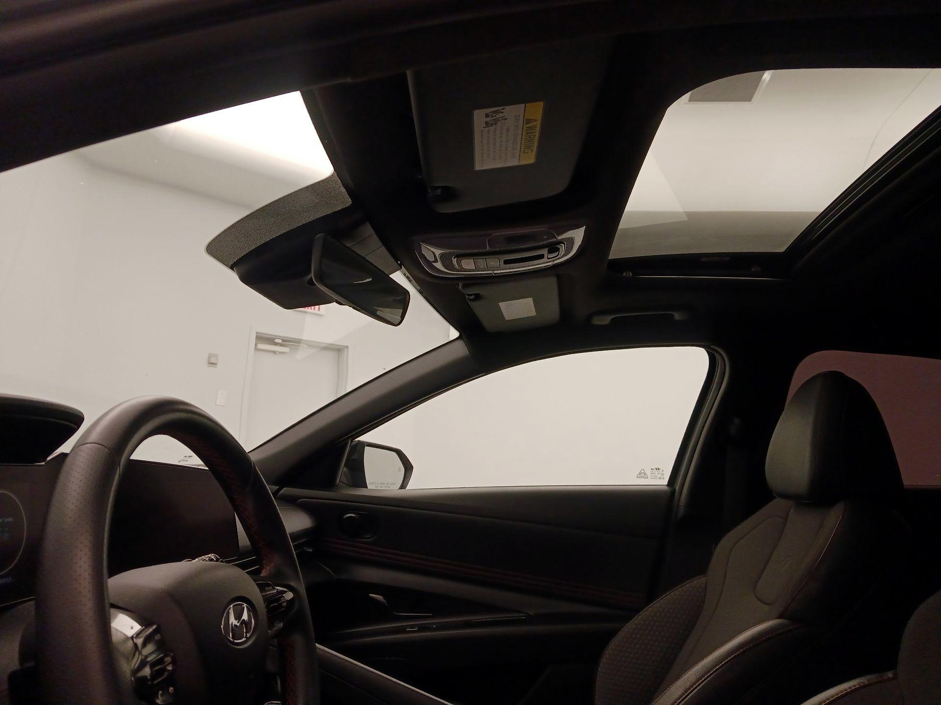 Thumbnail: 2023 Hyundai Elantra - 20