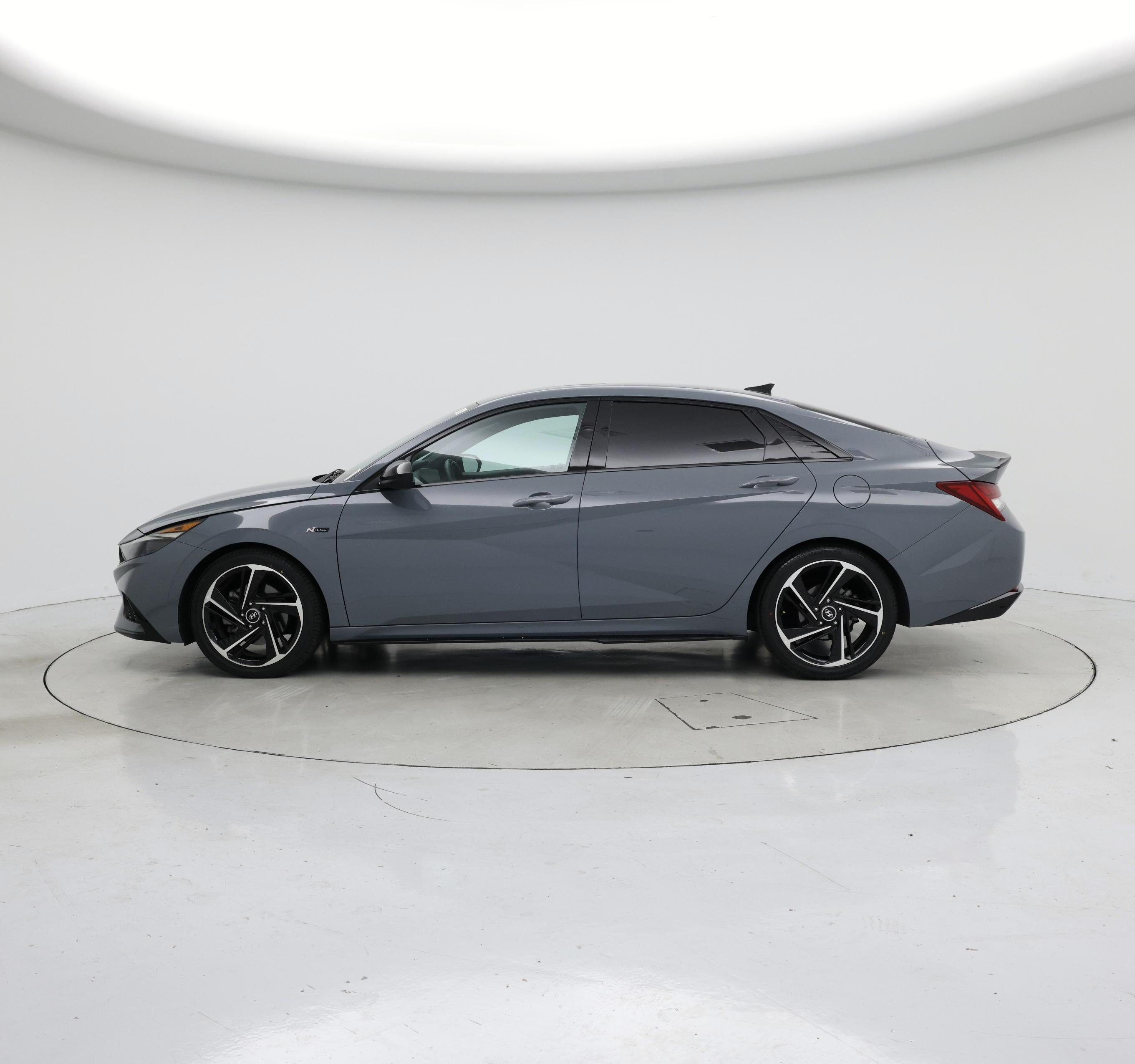 Thumbnail: 2023 Hyundai Elantra - 3