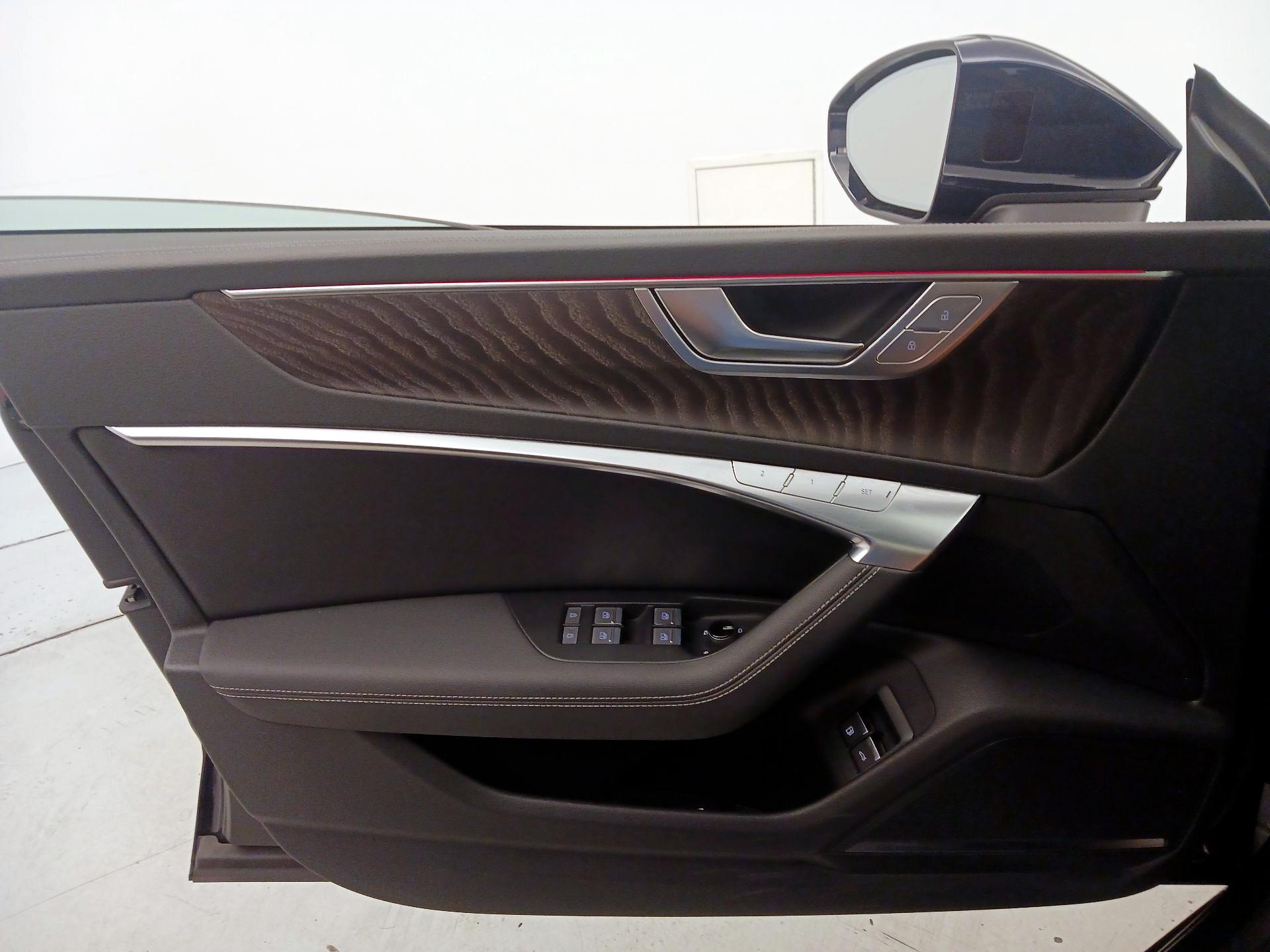 Thumbnail: 2021 Audi A7 - 12